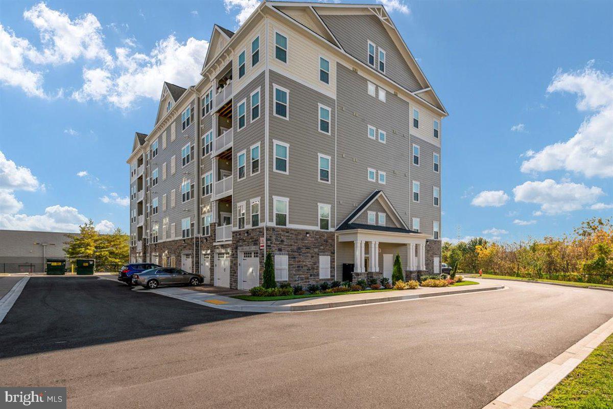 ELLICOTTS RETREAT - Residential