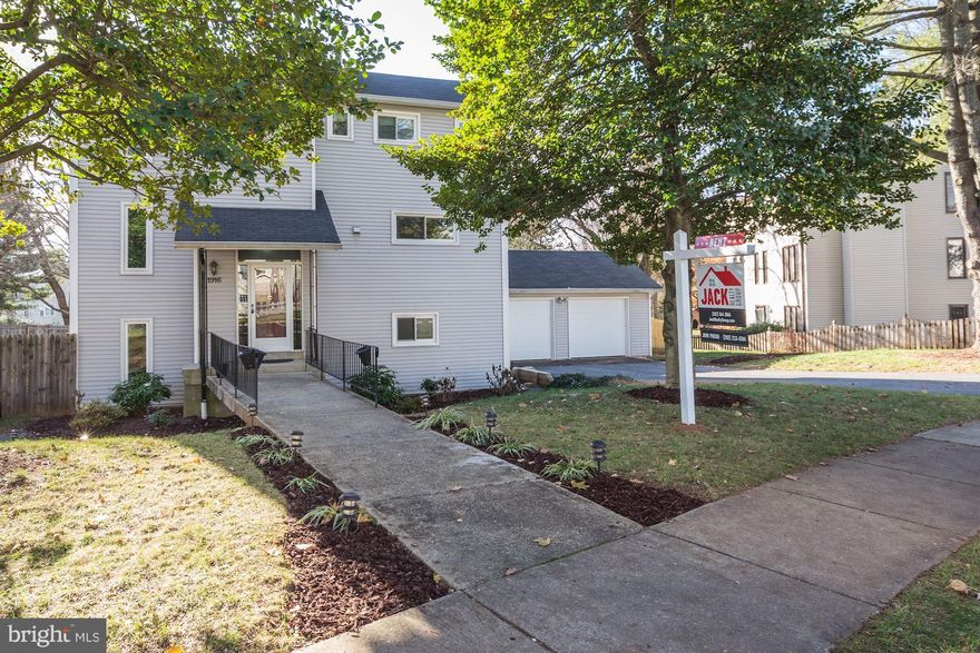 Splendid 6 bed + den, 3.5 bath Carter Hill contemporary! The house boasts an updated kitchen w/ cherry cabs and corian counters, beaming hardwoods and newer carpet. The house also features spacious living and dining areas and 2 wood-burning fireplaces. The lower level has a large family room, mudroom, and laundry. Large 2-car garage! A+ location within the Wootton school pyramid!