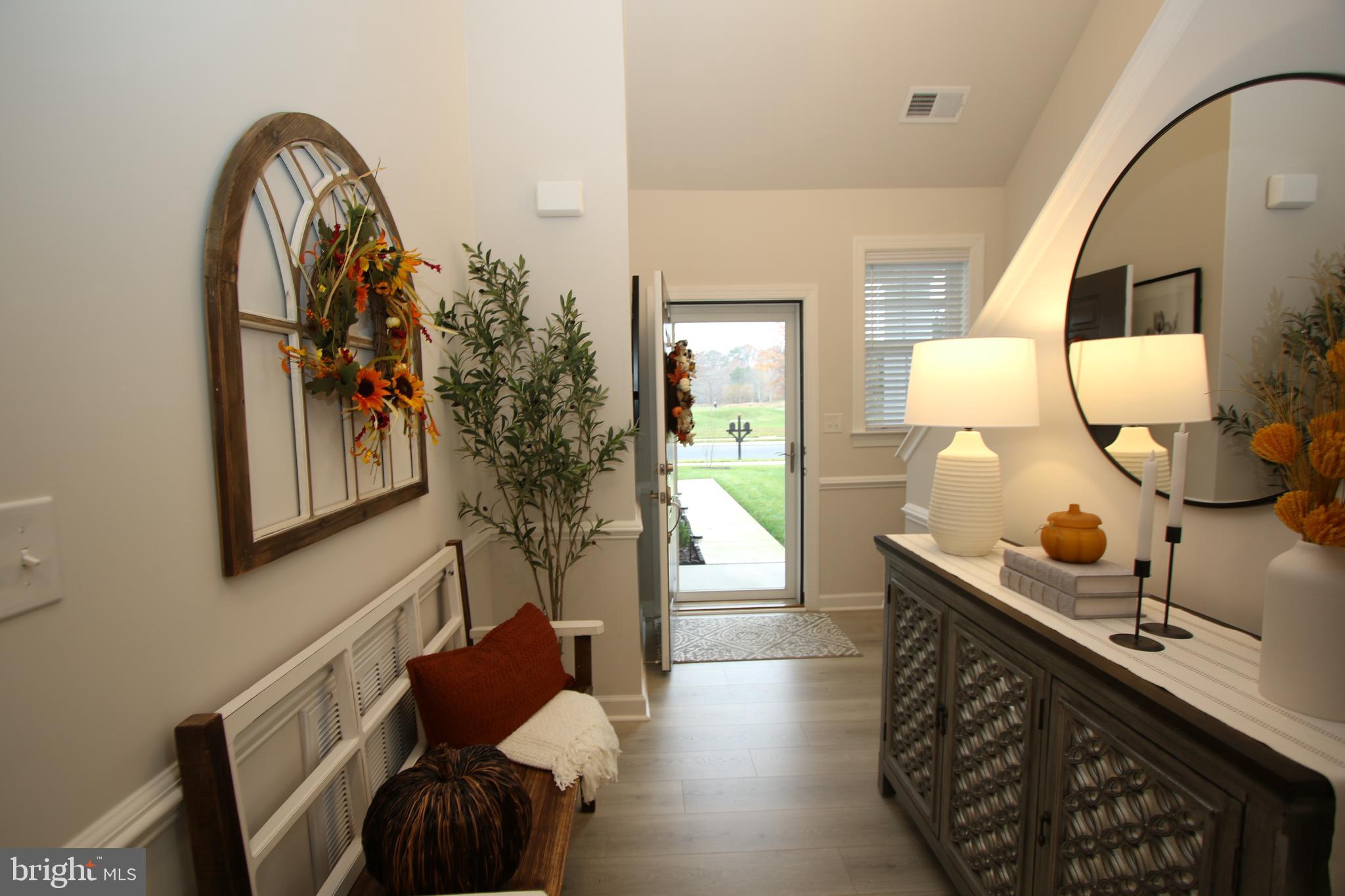 389 HERITAGE SHORES CIRCLE