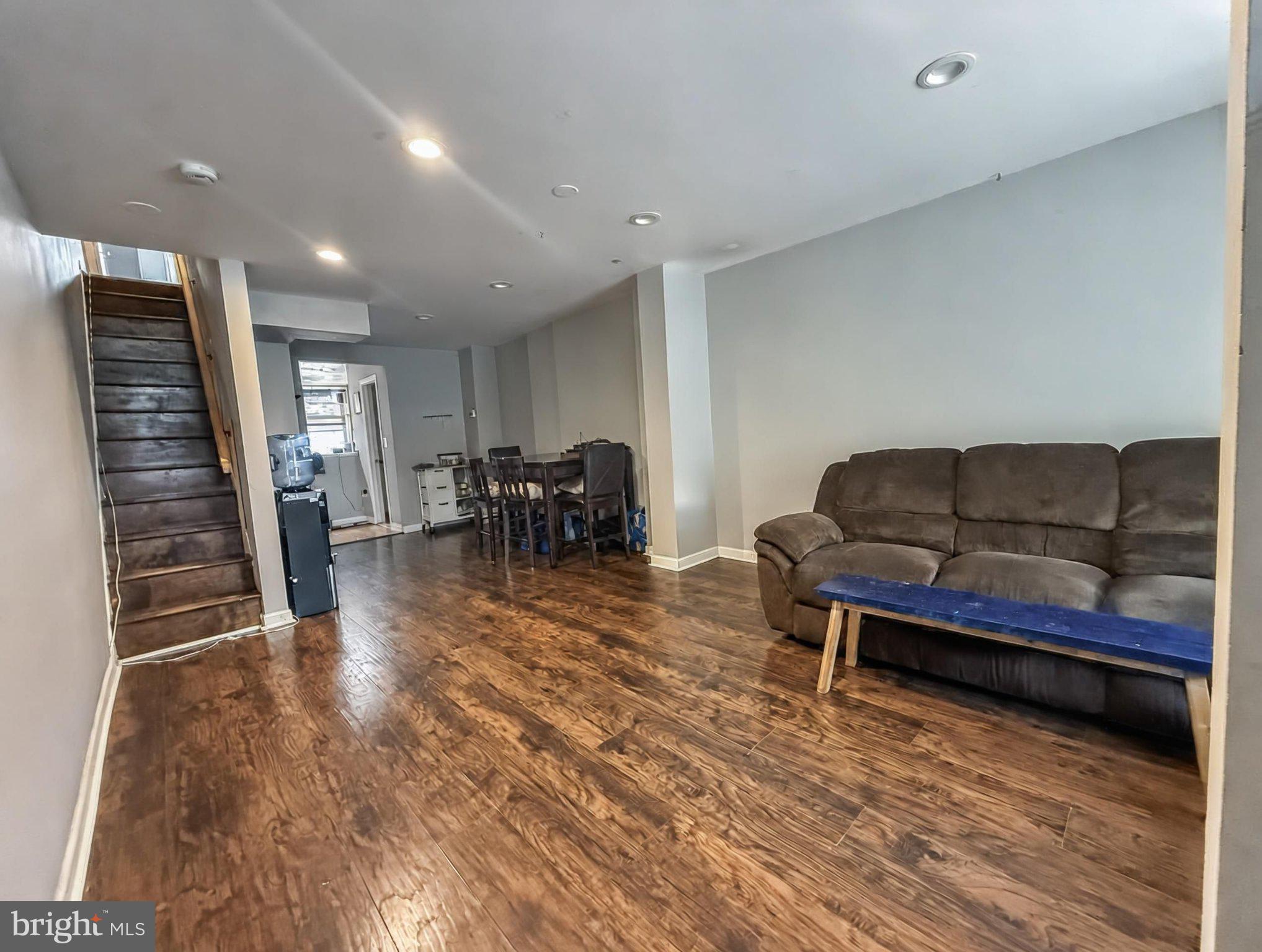 517 W 28TH STREET