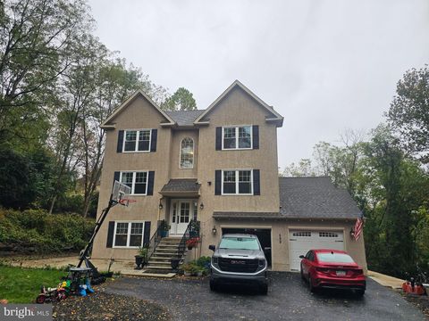 589 BALTIMORE PIKE GLEN MILLS PA 19342