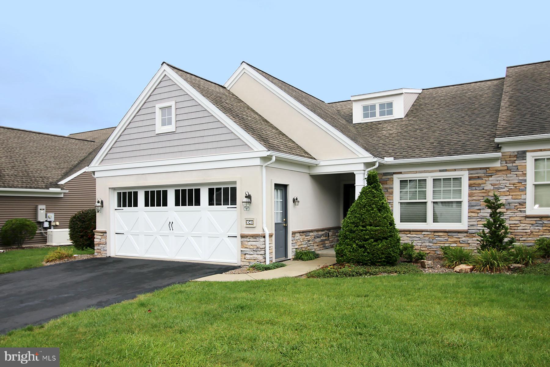 1040 ENGLISH DRIVE