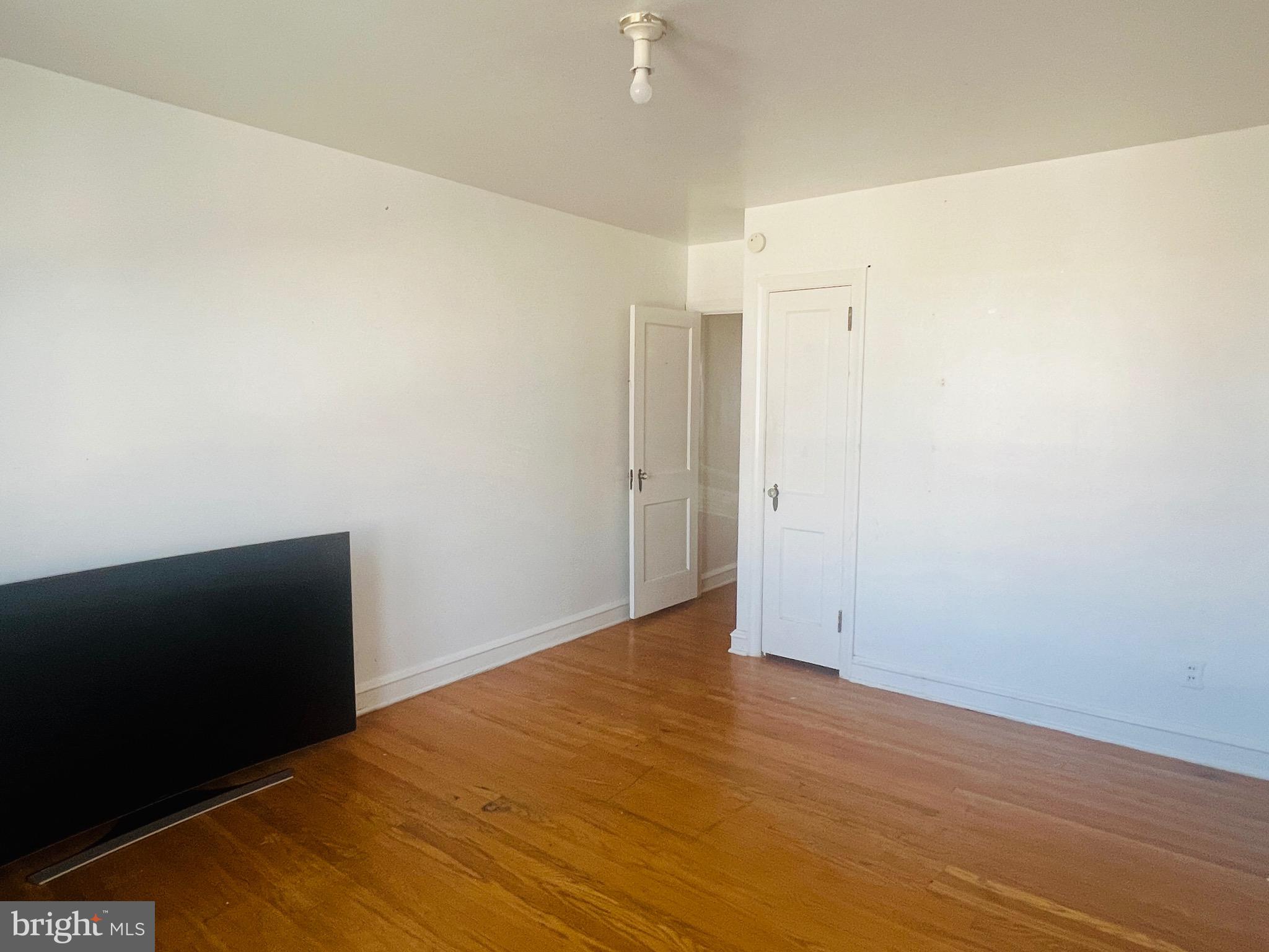 MAYFAIR - Residential