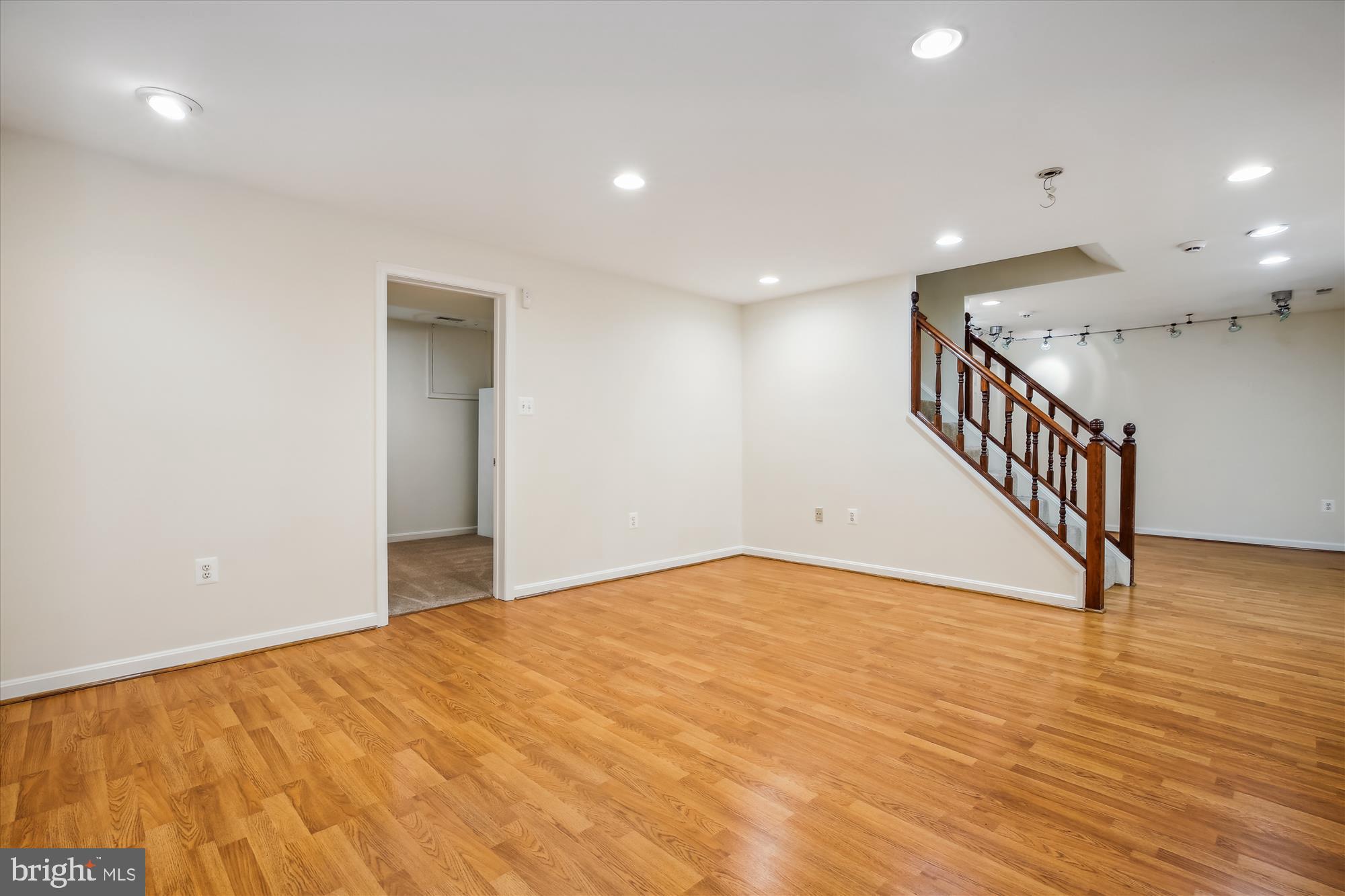 SAYBROOKE - Residential