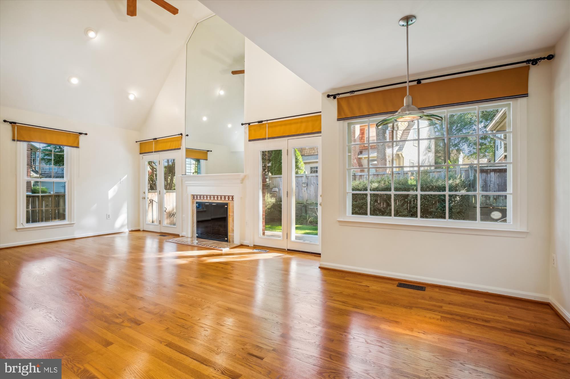 SAYBROOKE - Residential