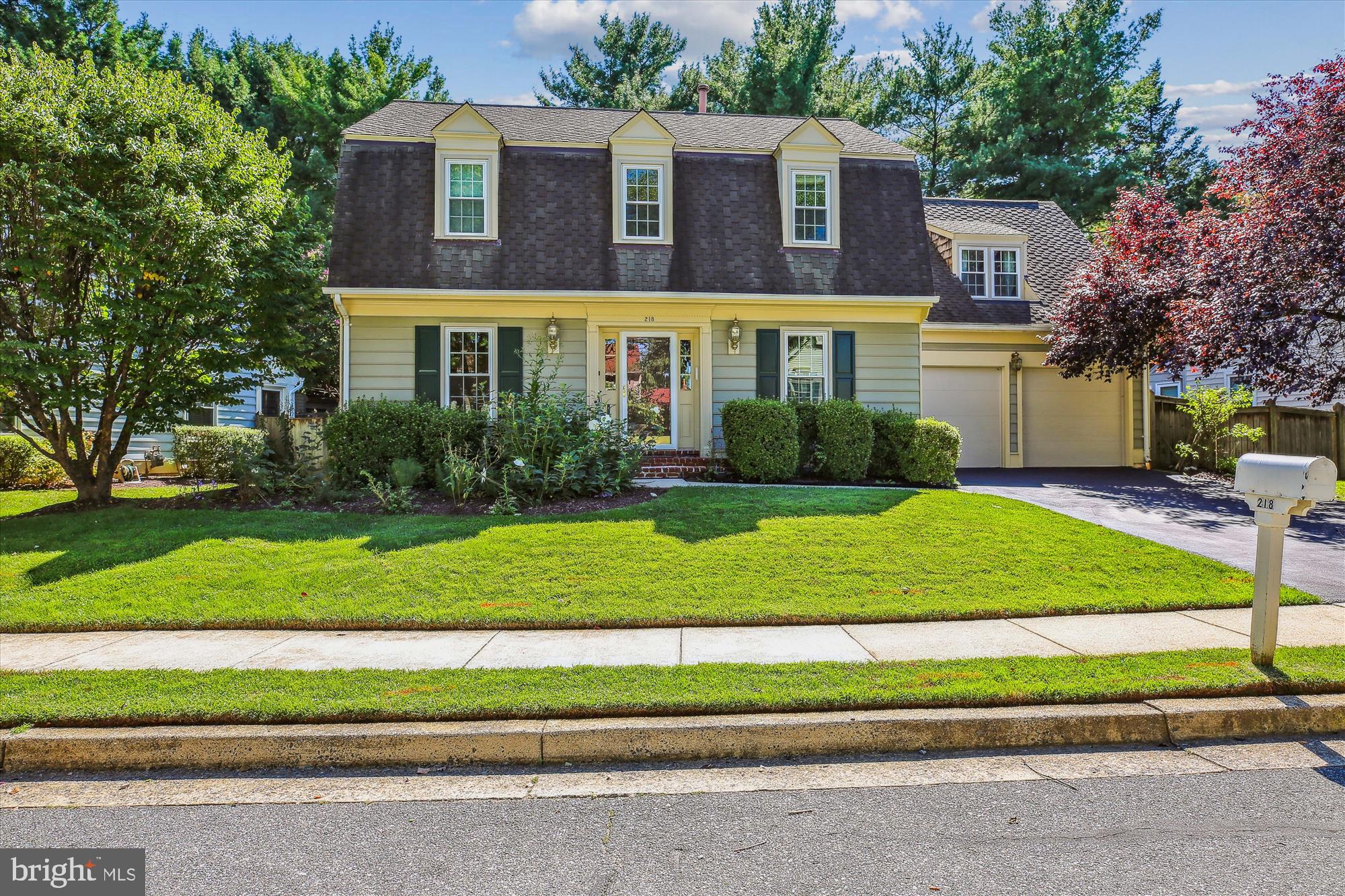 SAYBROOKE - Residential