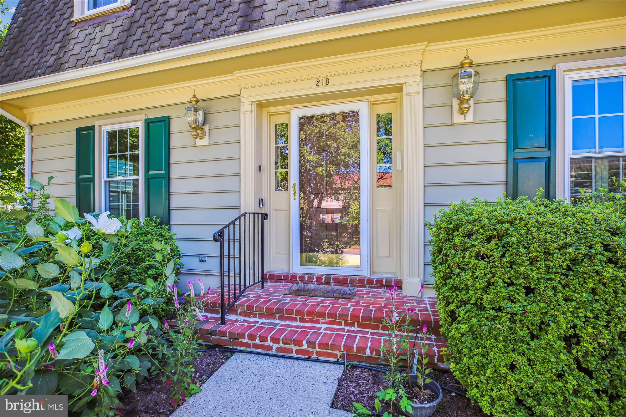 SAYBROOKE - Residential