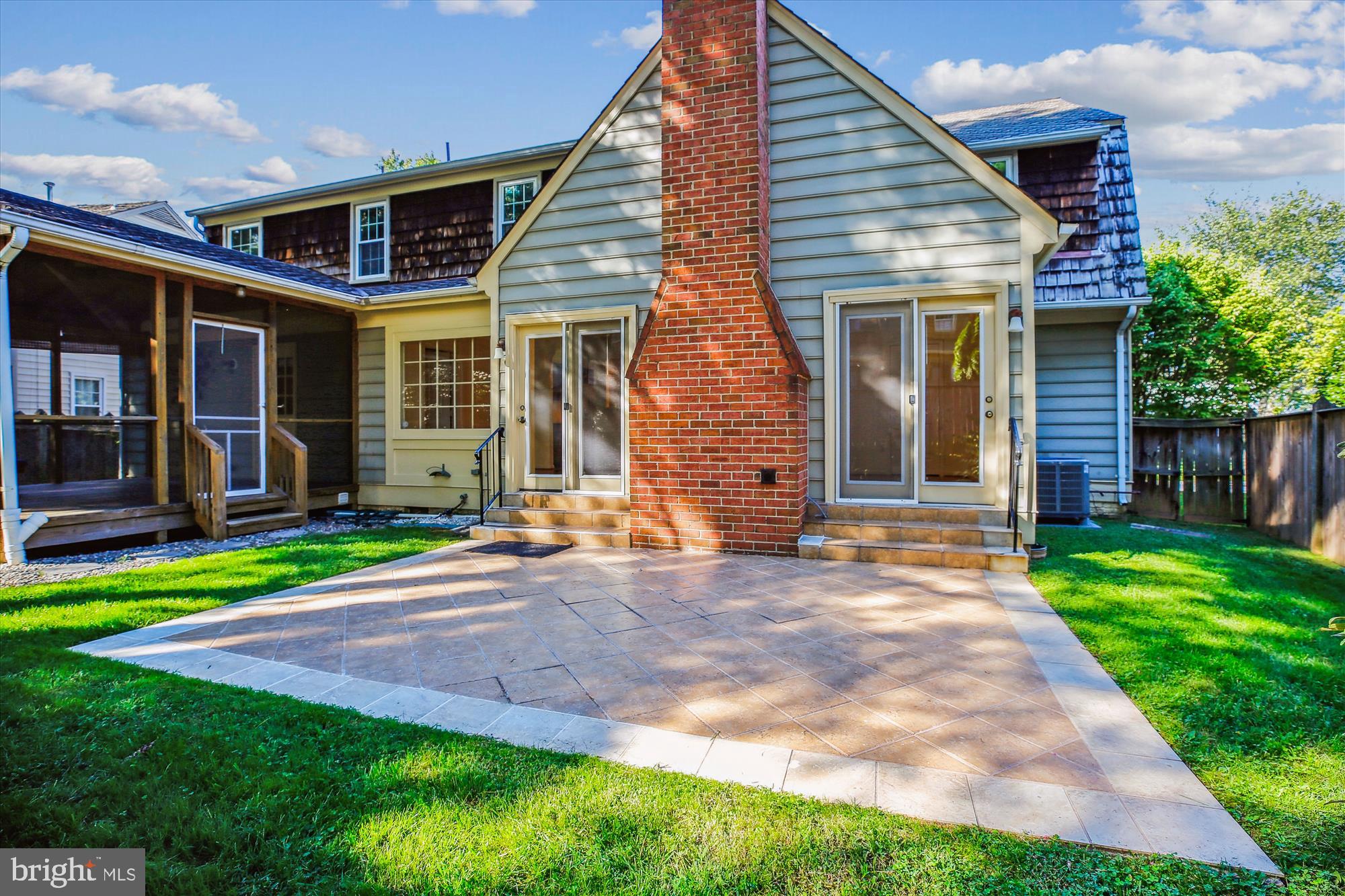 SAYBROOKE - Residential