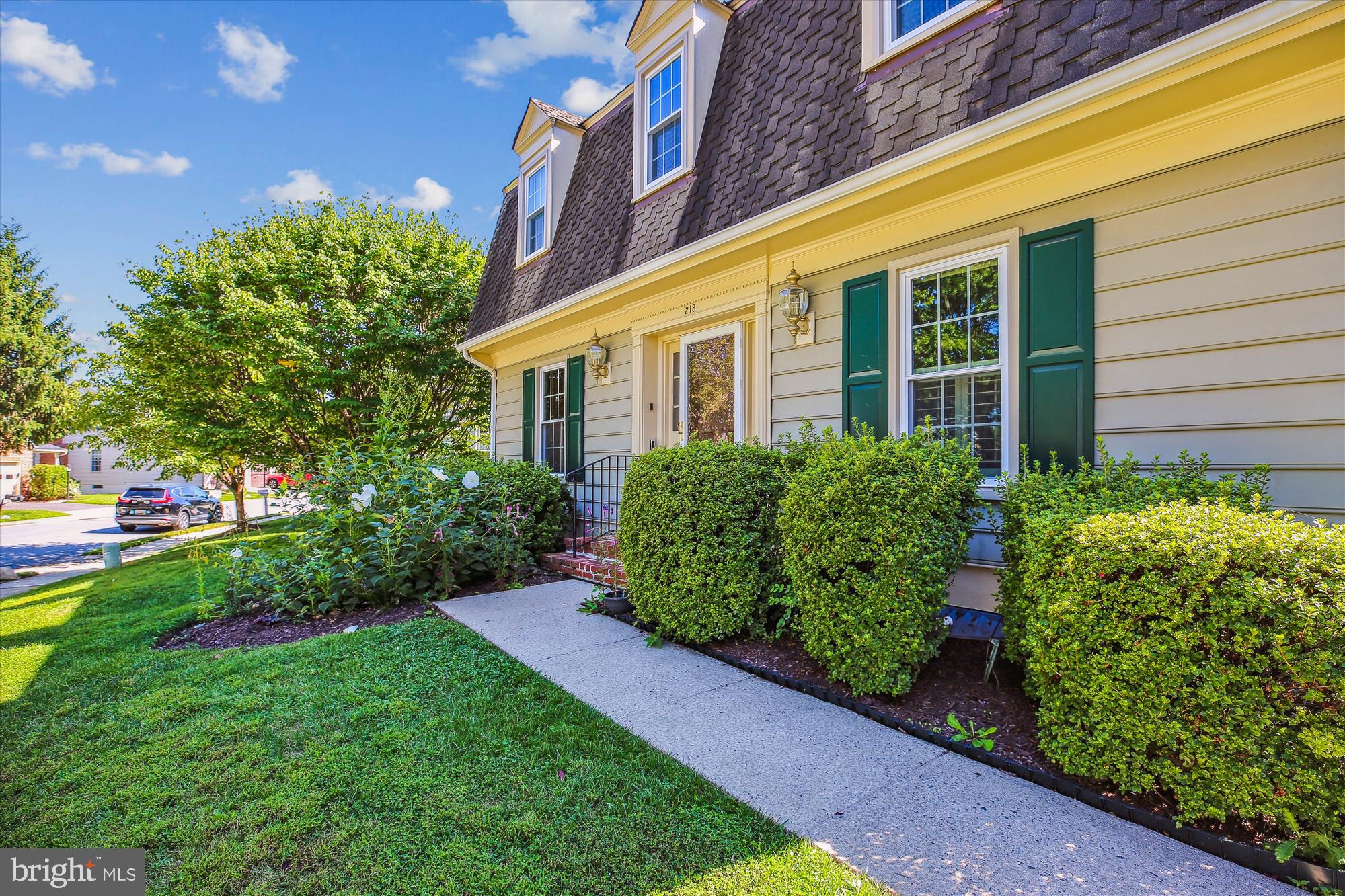 SAYBROOKE - Residential