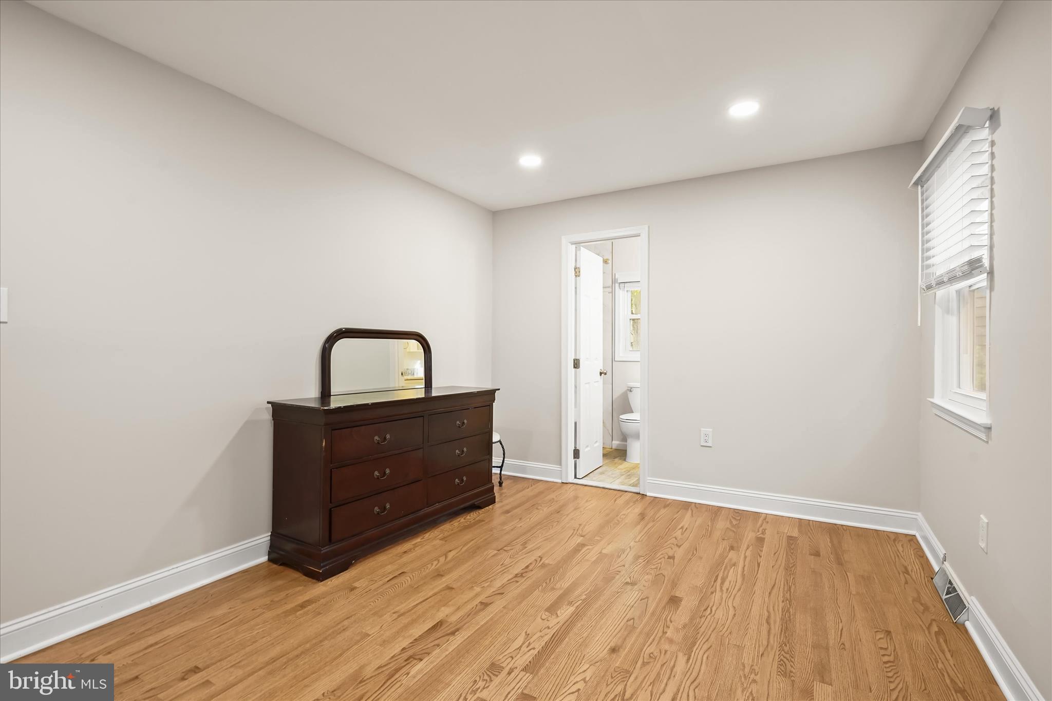 FALLSMEAD - Residential