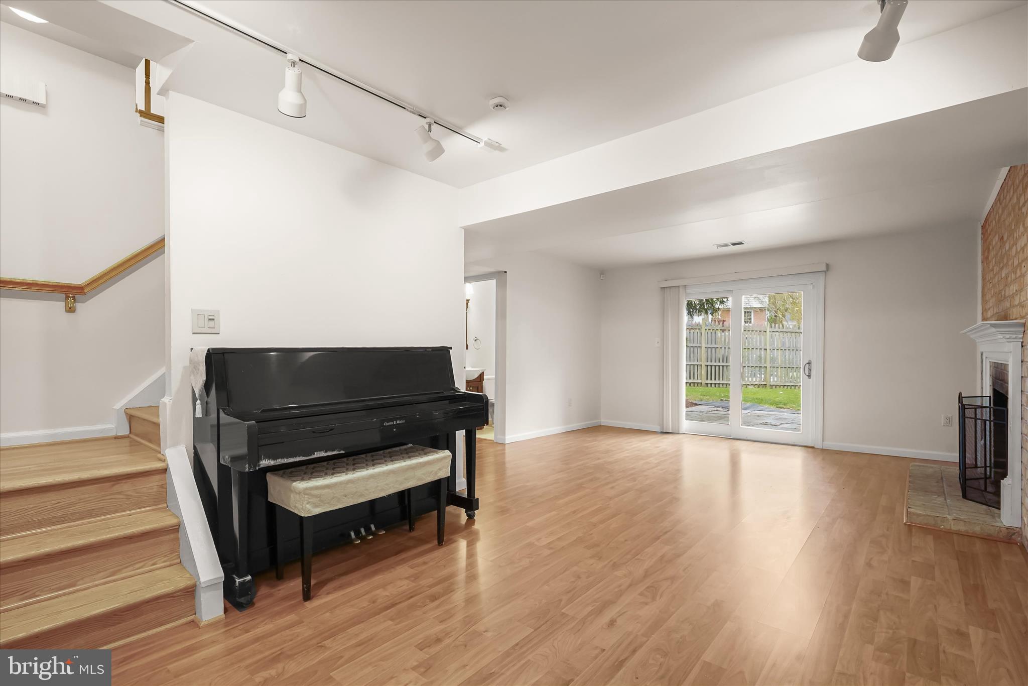 FALLSMEAD - Residential