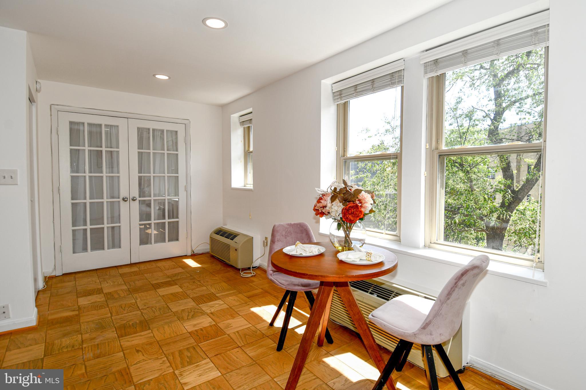 ADAMS MORGAN - Residential