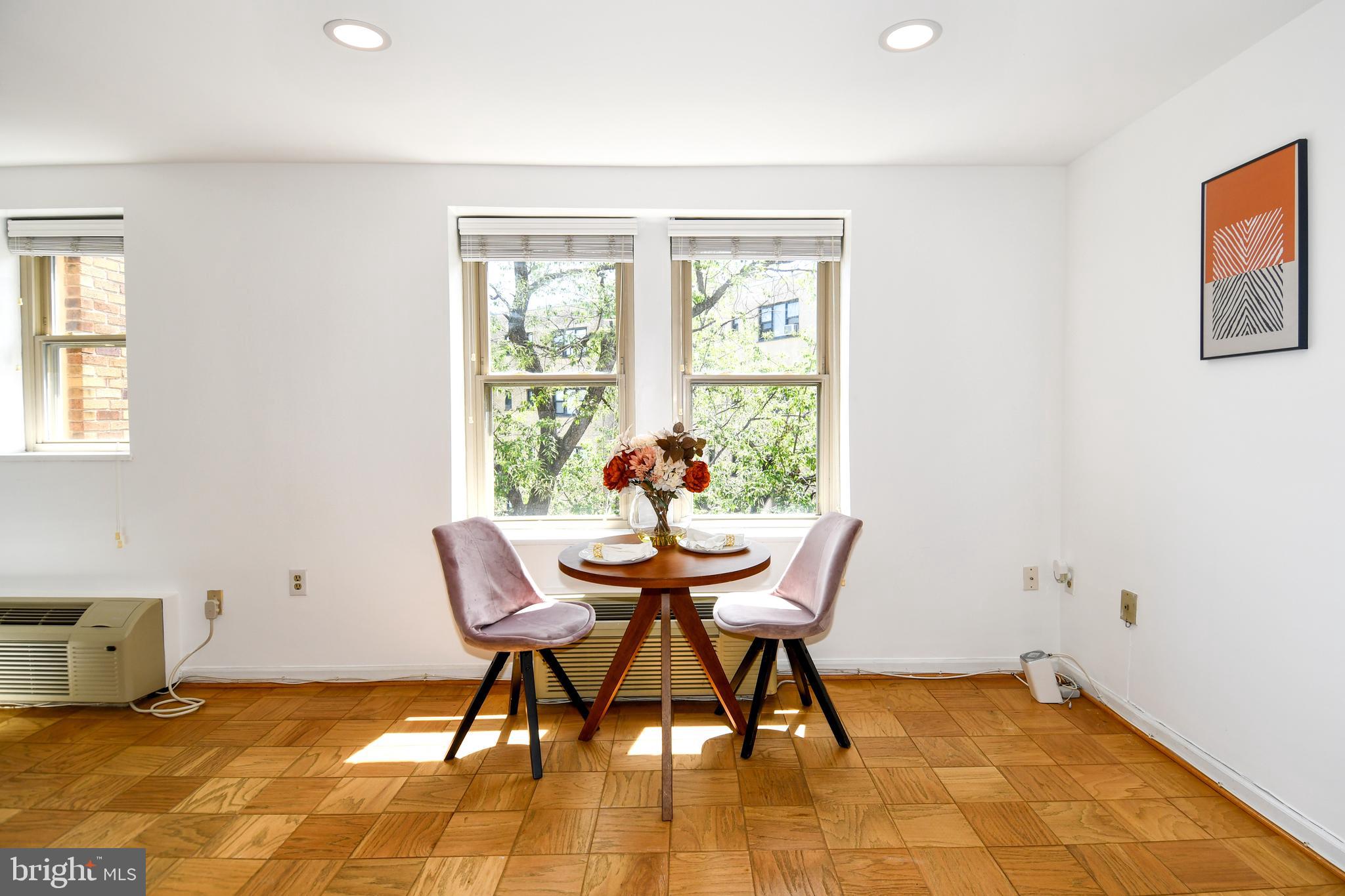 ADAMS MORGAN - Residential