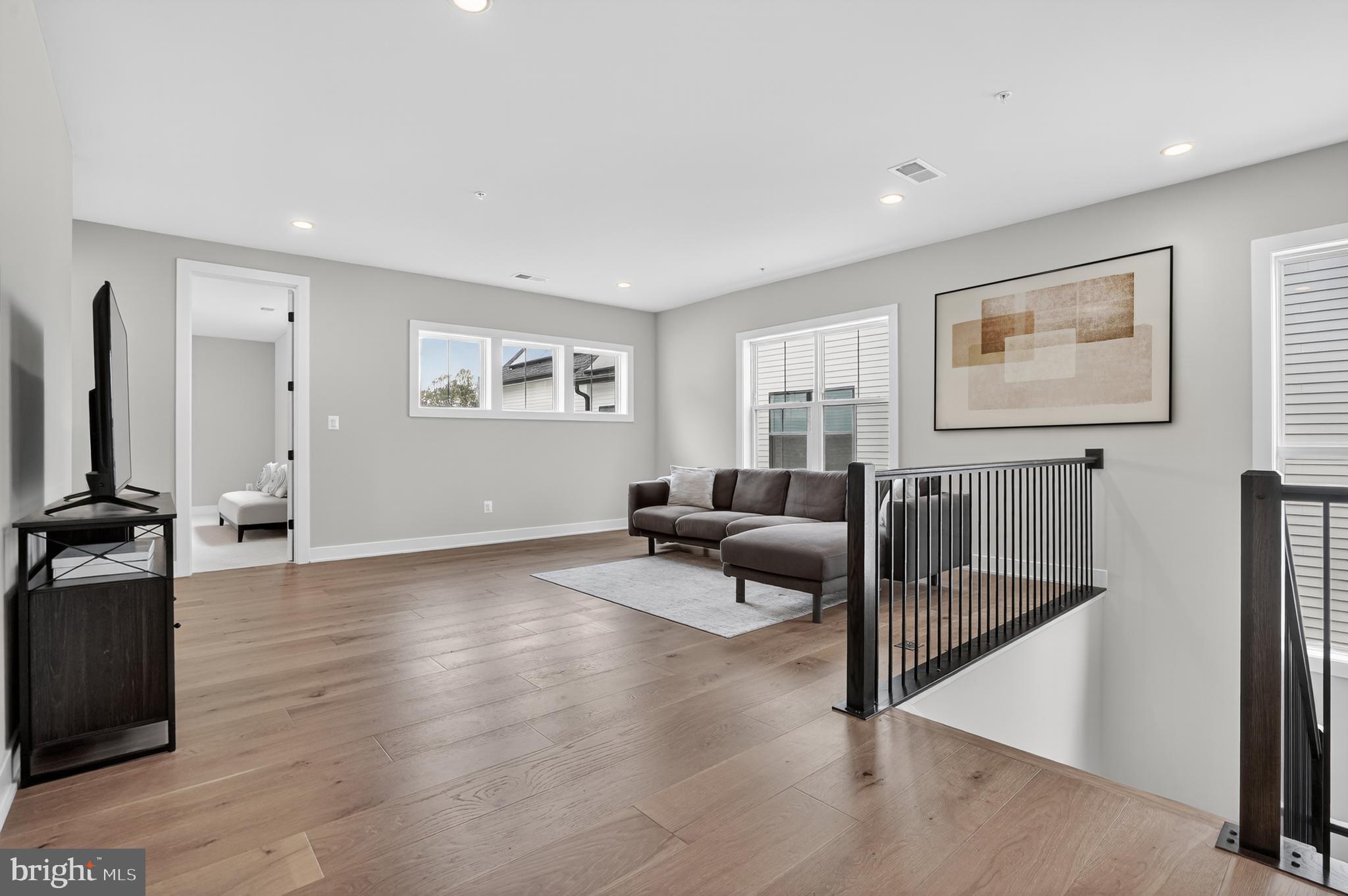 AMALYN - Residential