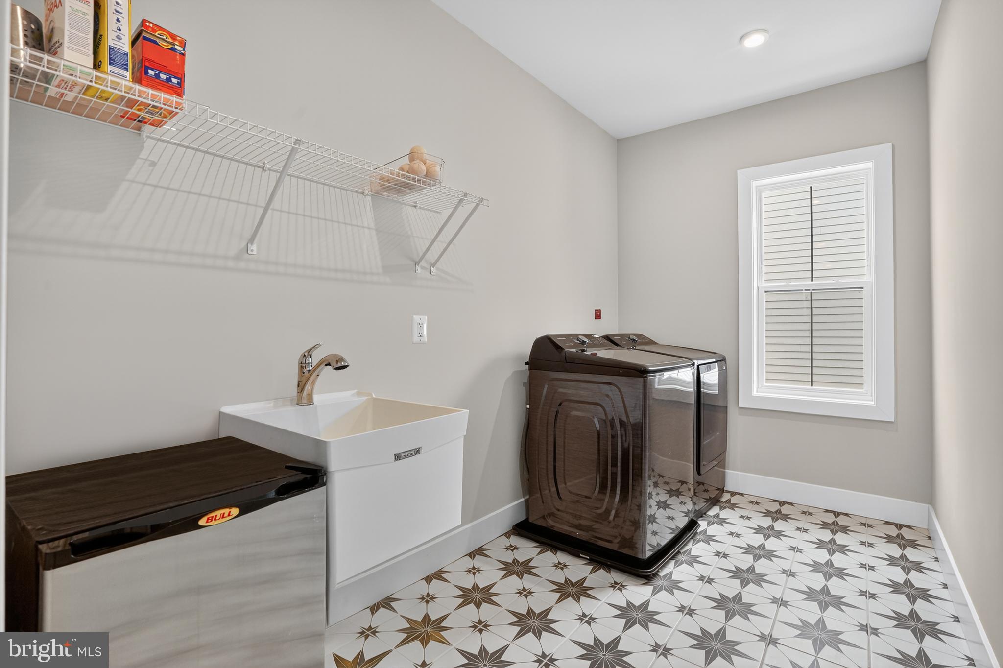 AMALYN - Residential