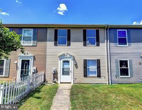 VILLAGE OF PAWNEE - Residential Lease