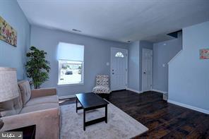 VILLAGE OF PAWNEE - Residential Lease