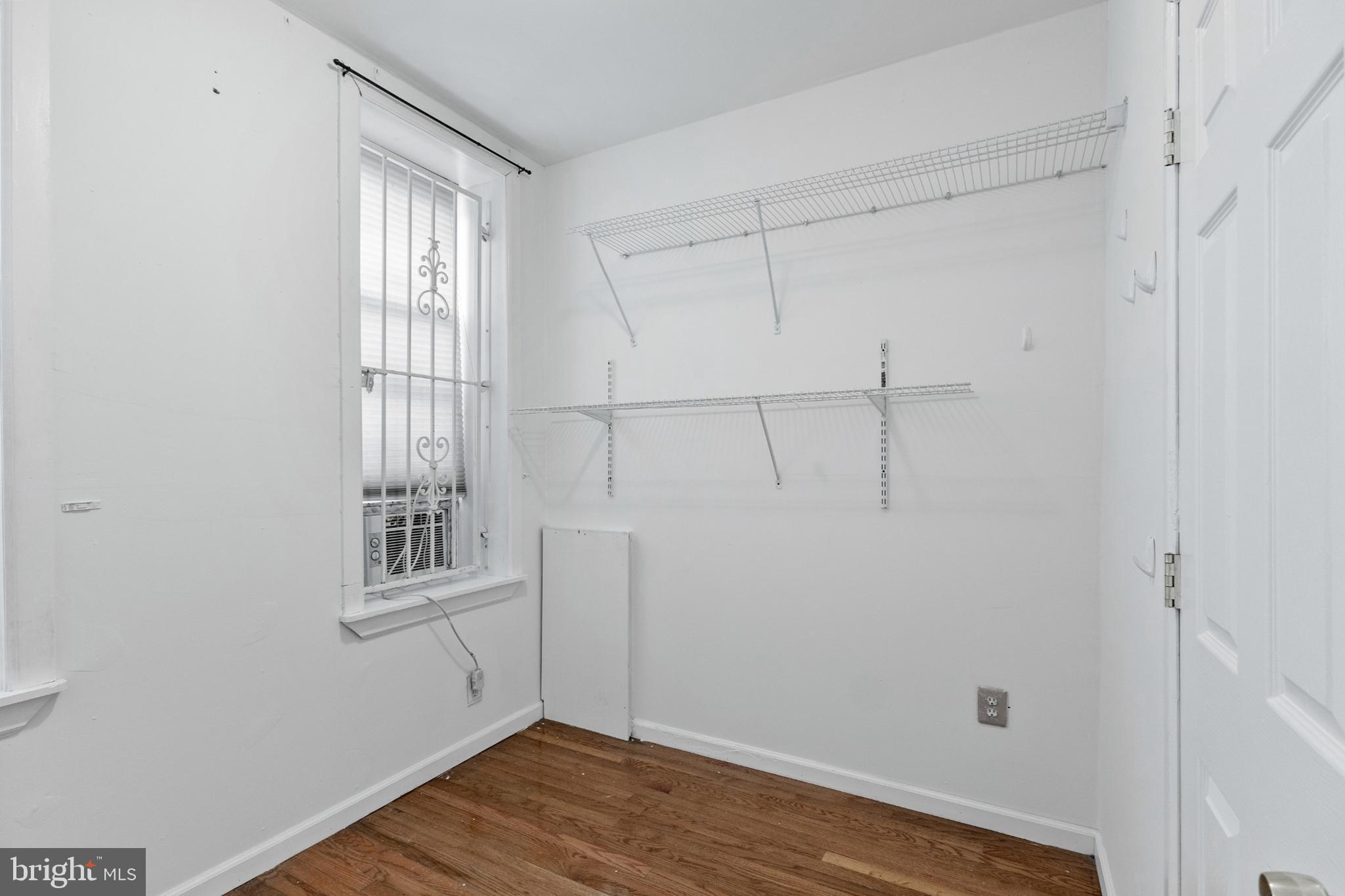 TEMPLE UNIVERSITY - Residential Lease