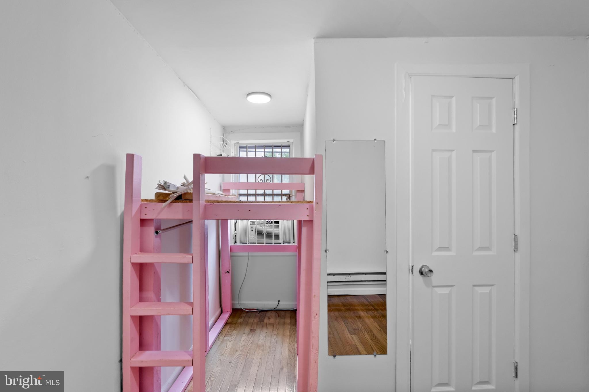 TEMPLE UNIVERSITY - Residential Lease