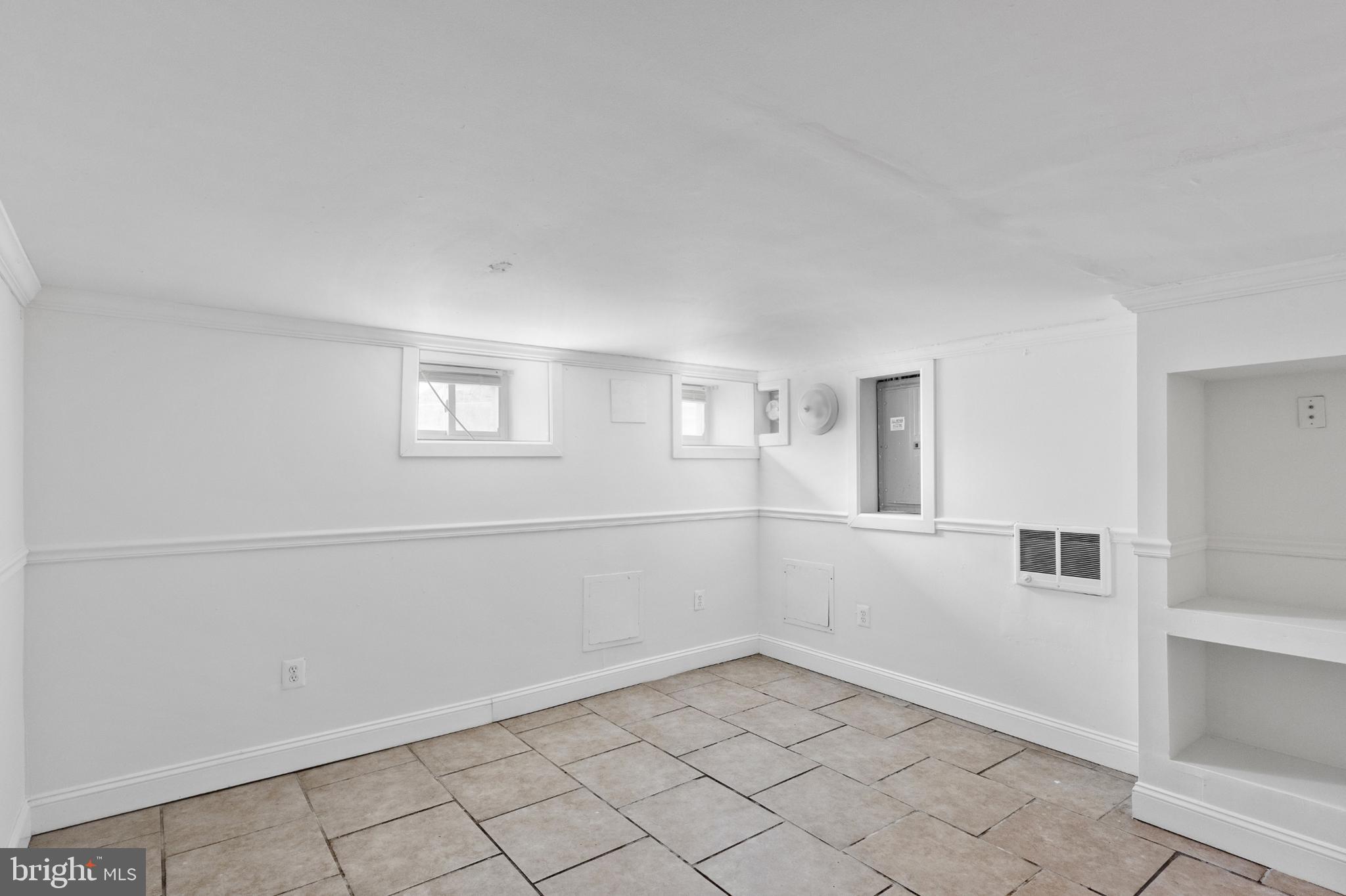 TEMPLE UNIVERSITY - Residential Lease