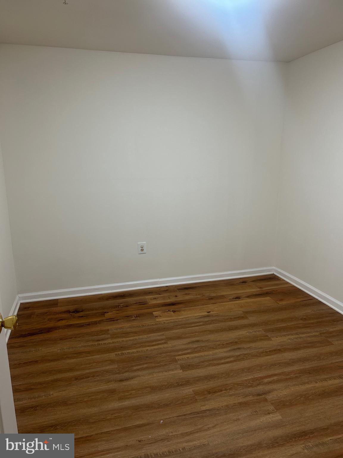 HUNTERS POINTE - Residential