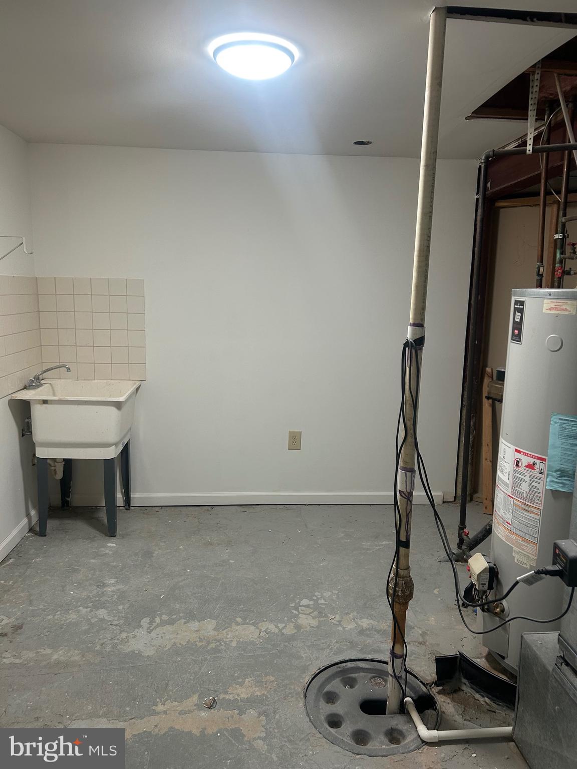 HUNTERS POINTE - Residential