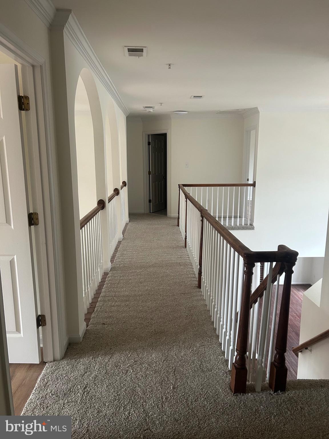 HUNTERS POINTE - Residential