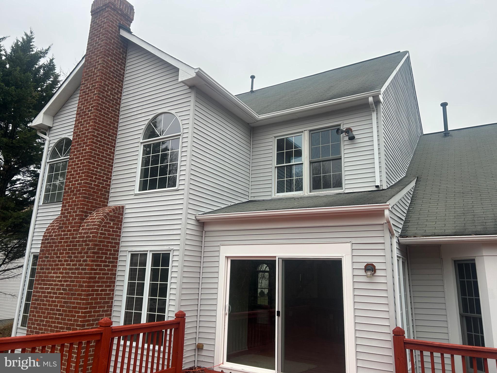 HUNTERS POINTE - Residential