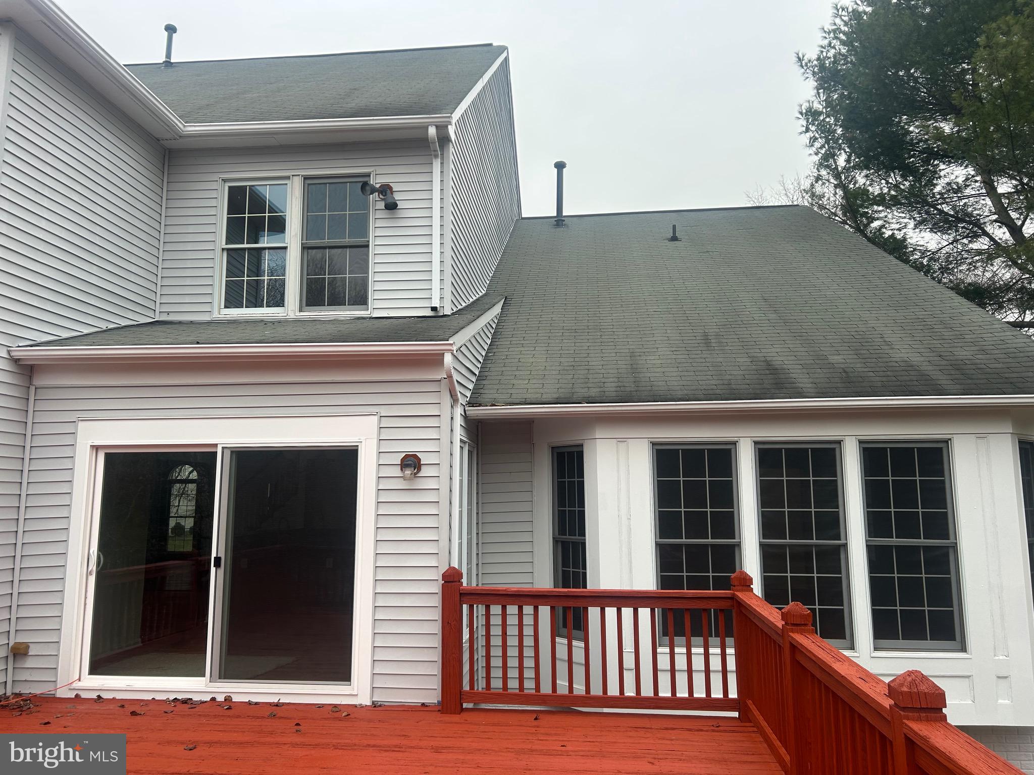 HUNTERS POINTE - Residential