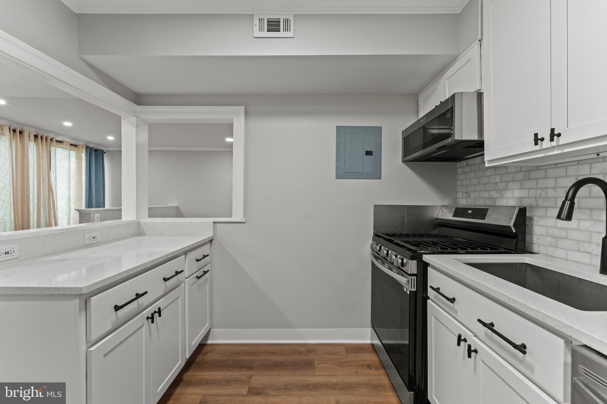 CHELSEA WEST CONDOMINIUMS - Residential