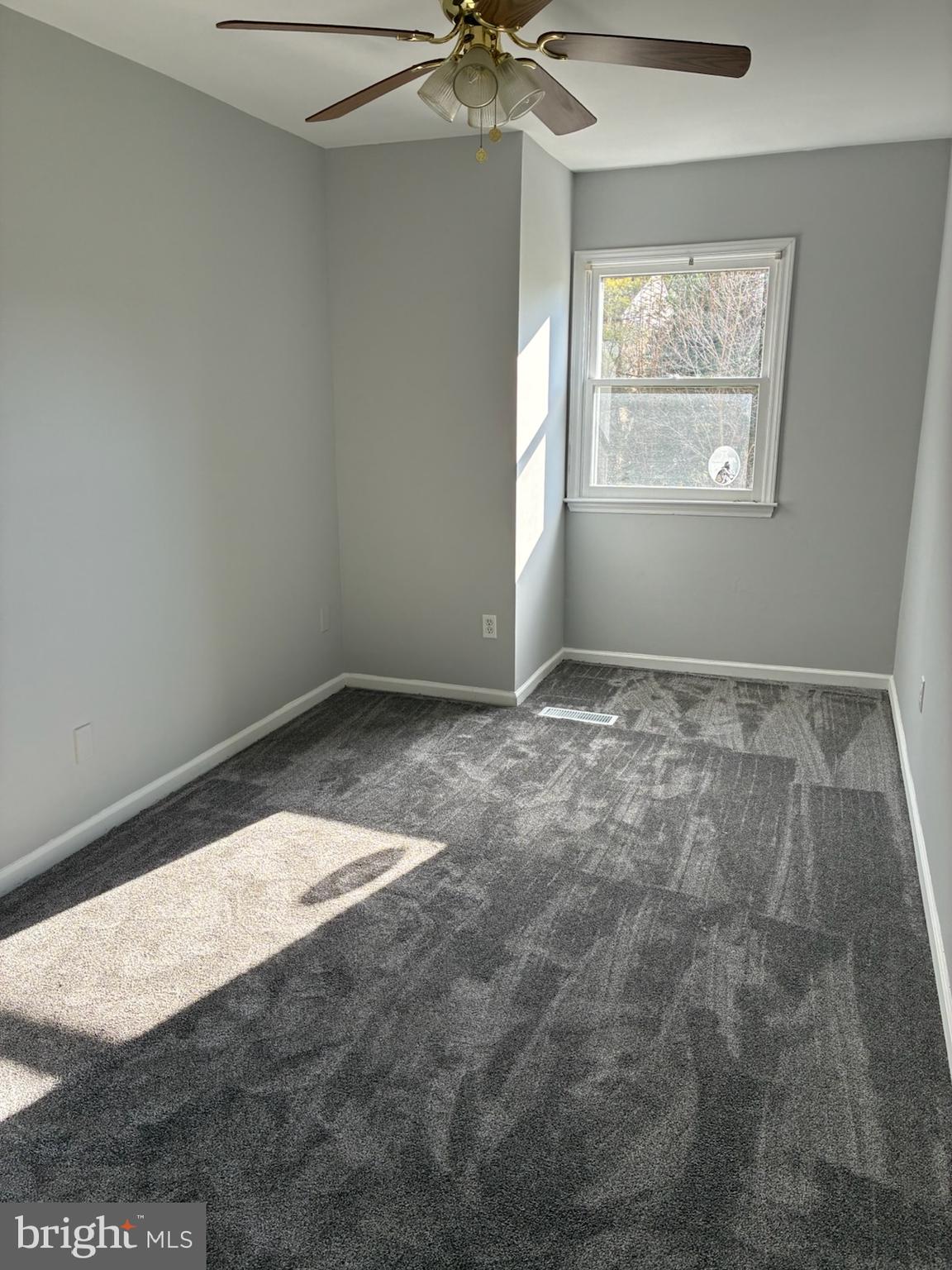 LONDONTOWNE - Residential Lease