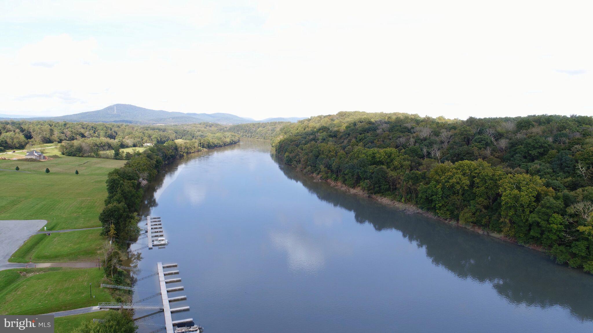 CROSSINGS ON THE POTOMAC - Residential