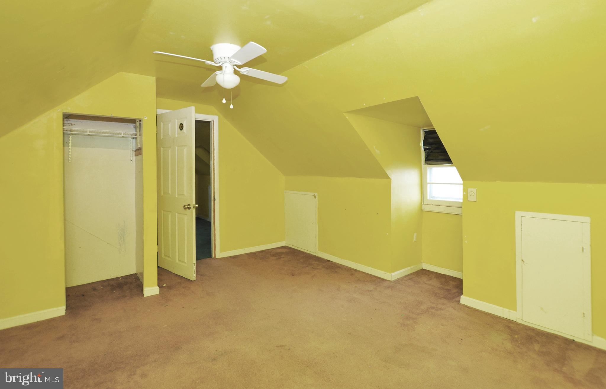 EAST RIVERDALE - Residential