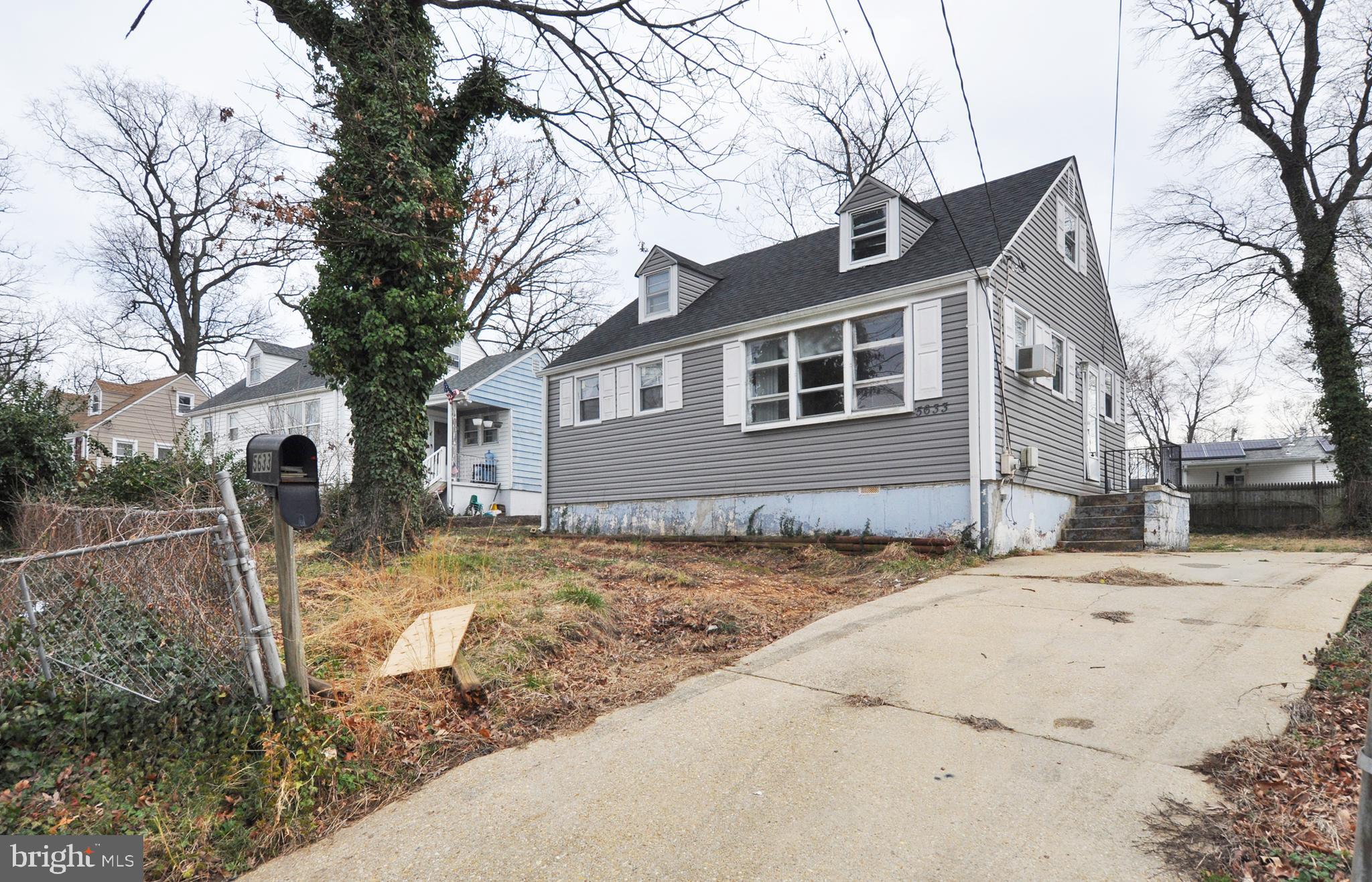 EAST RIVERDALE - Residential