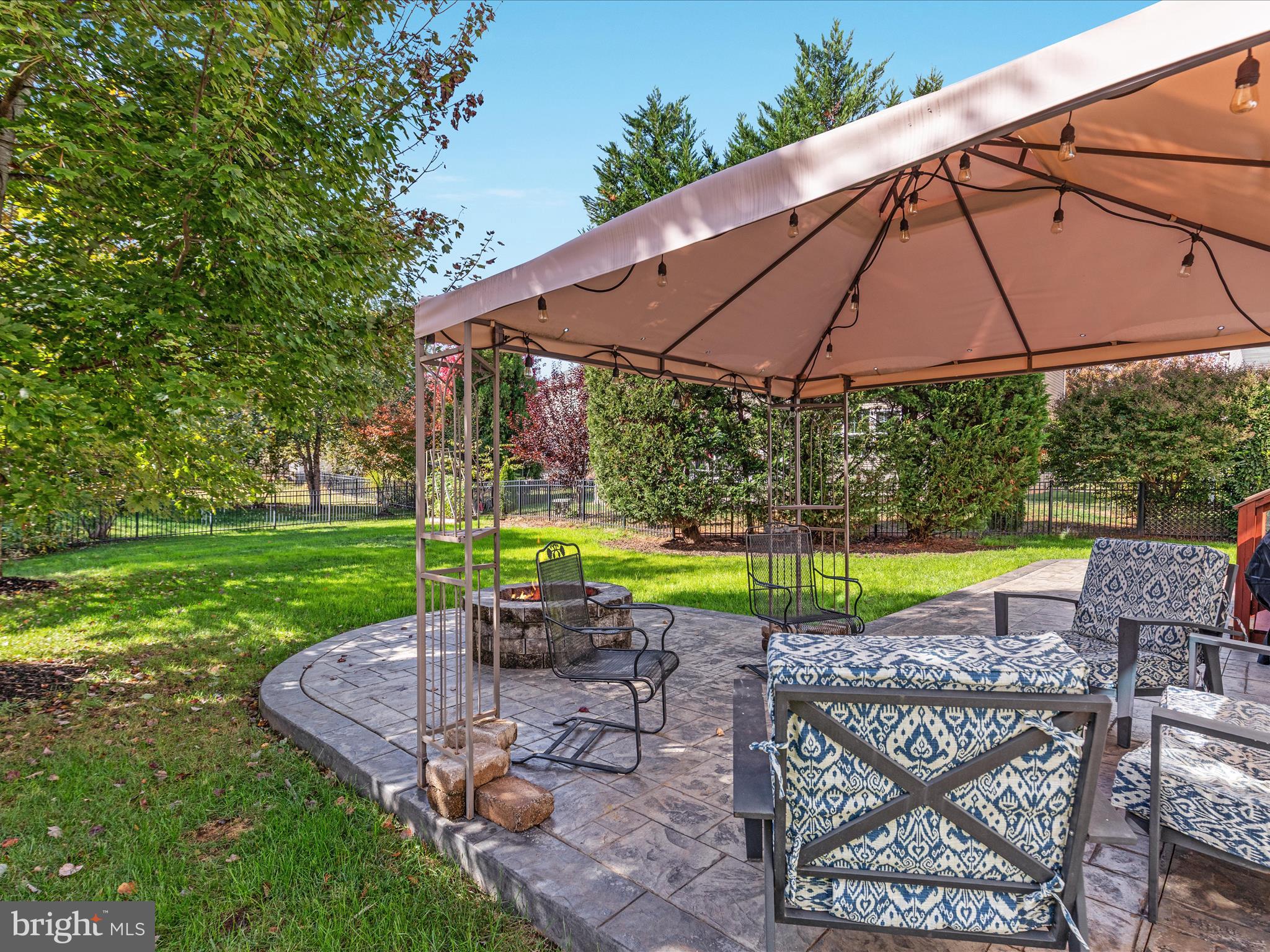 BROOKSIDE - Residential