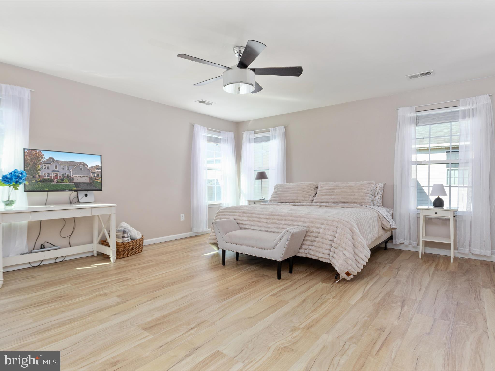 BROOKSIDE - Residential