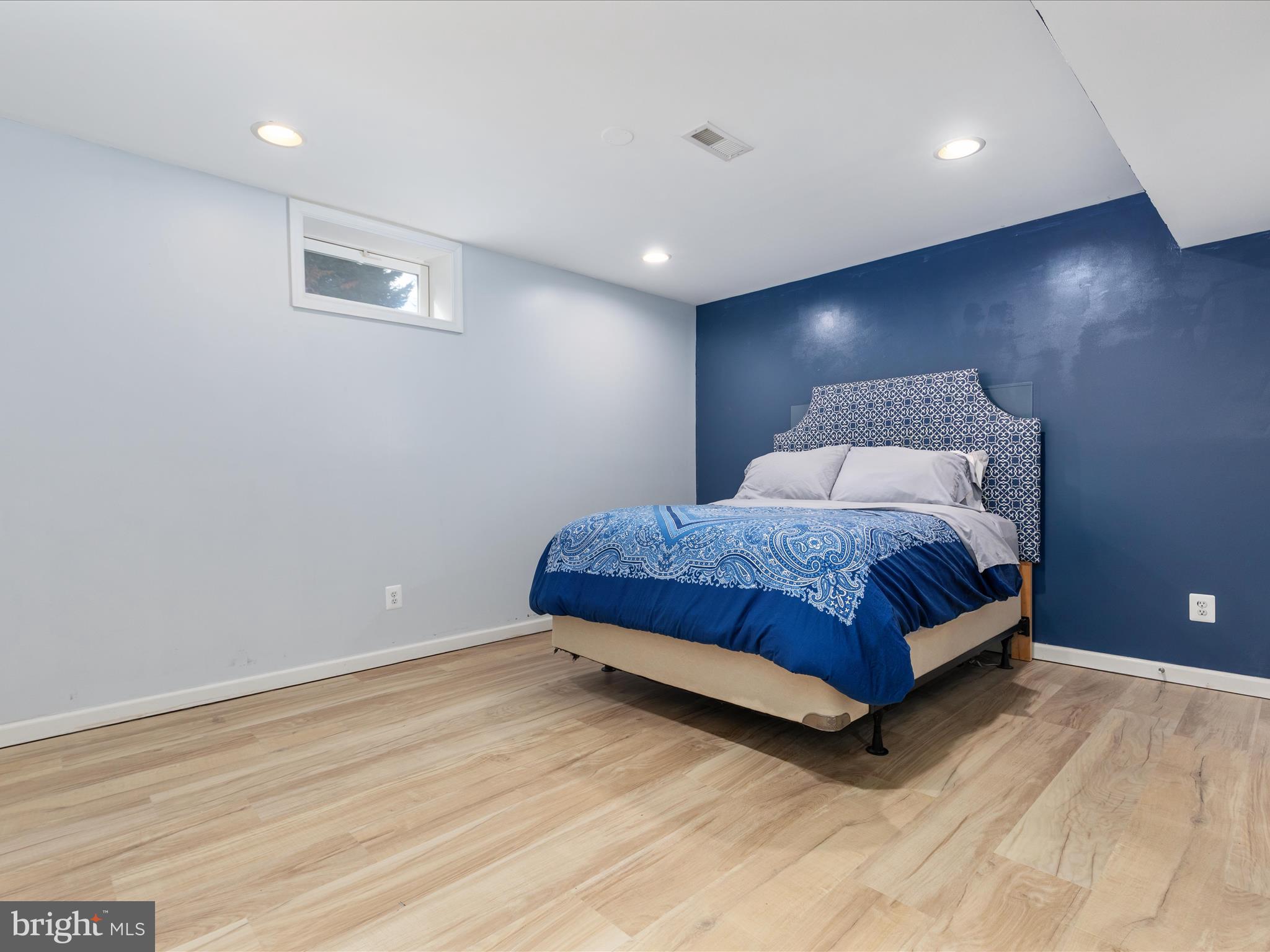 BROOKSIDE - Residential