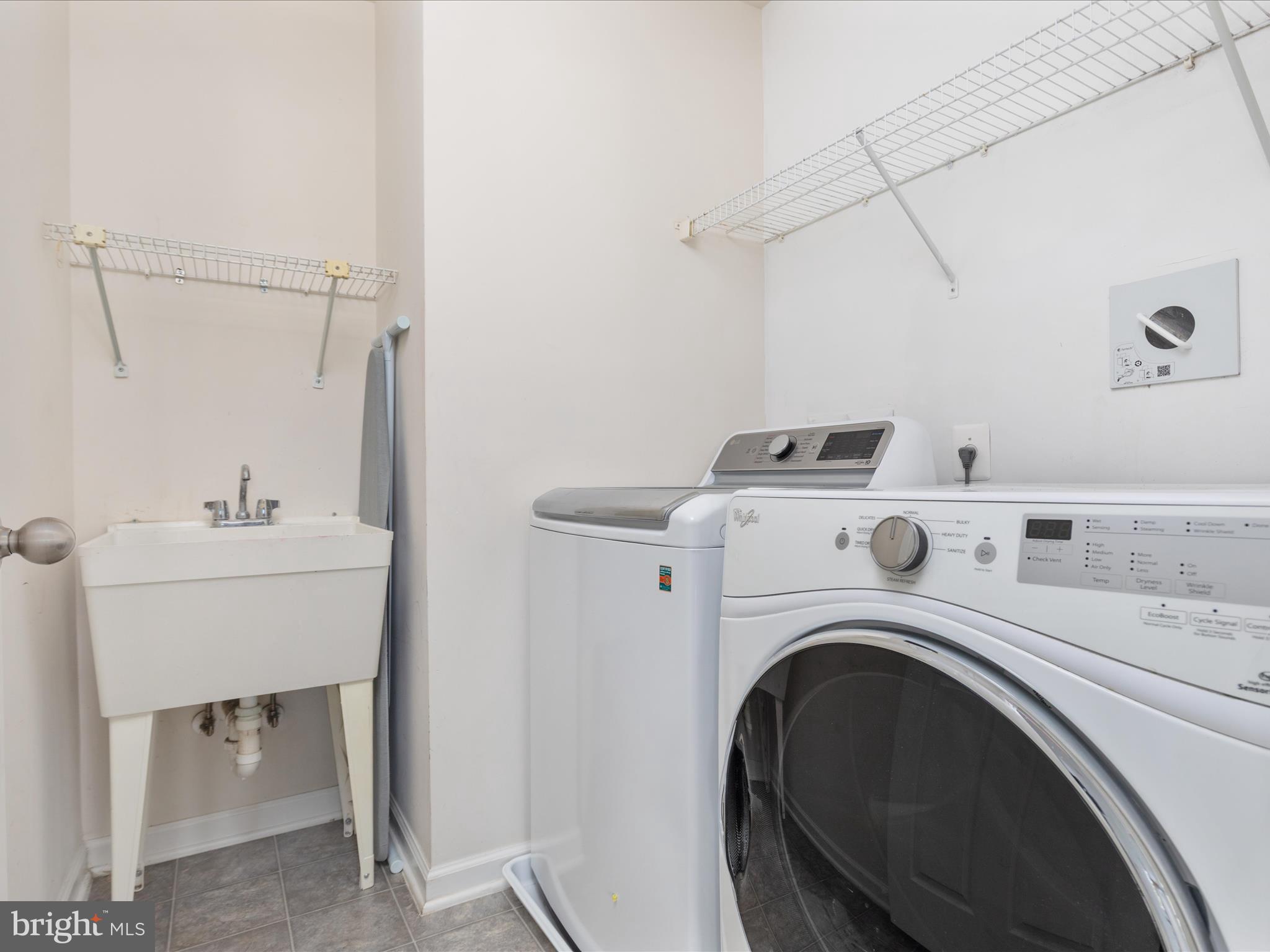 BROOKSIDE - Residential