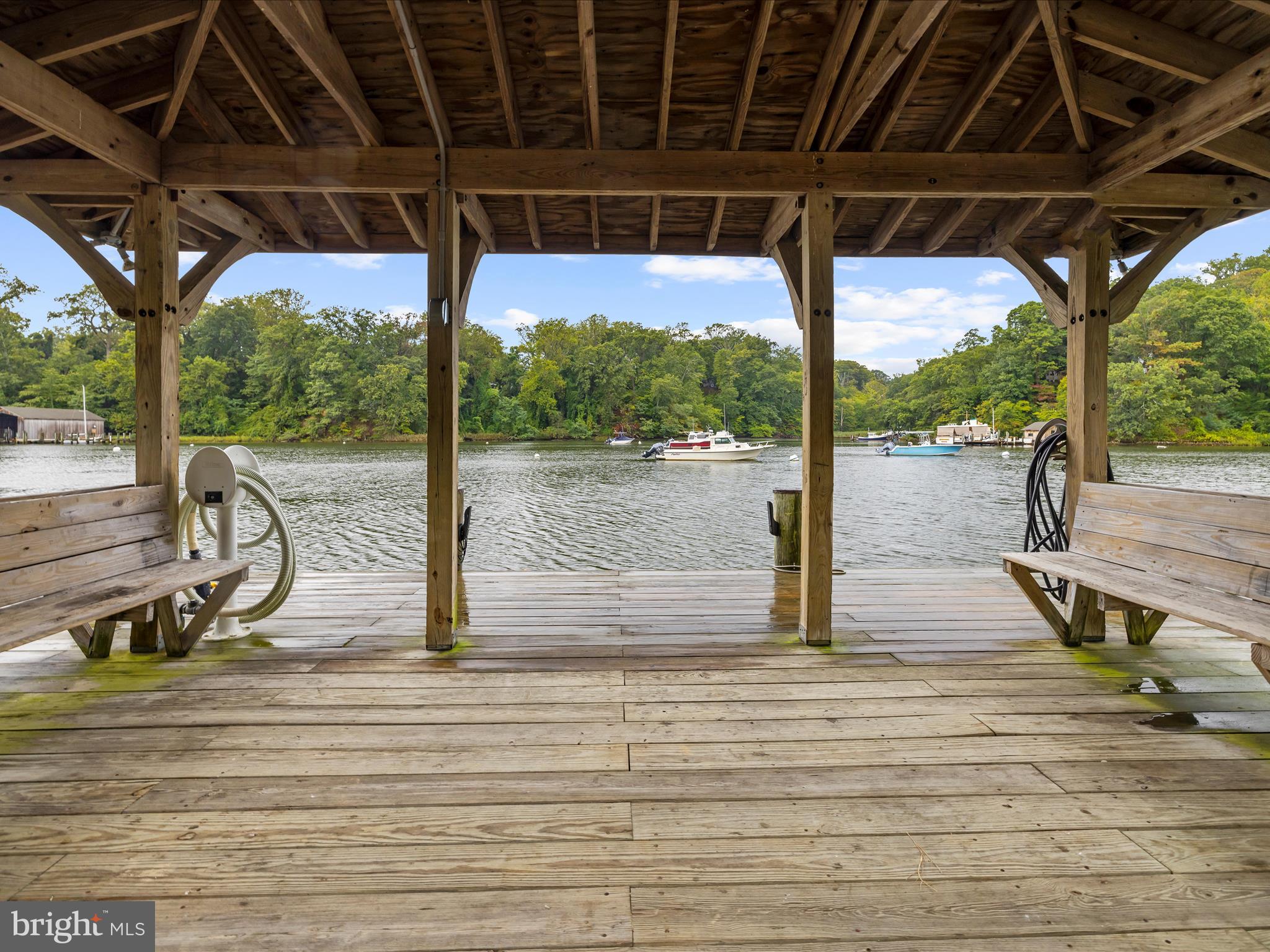 HIDDEN HILLS - Residential