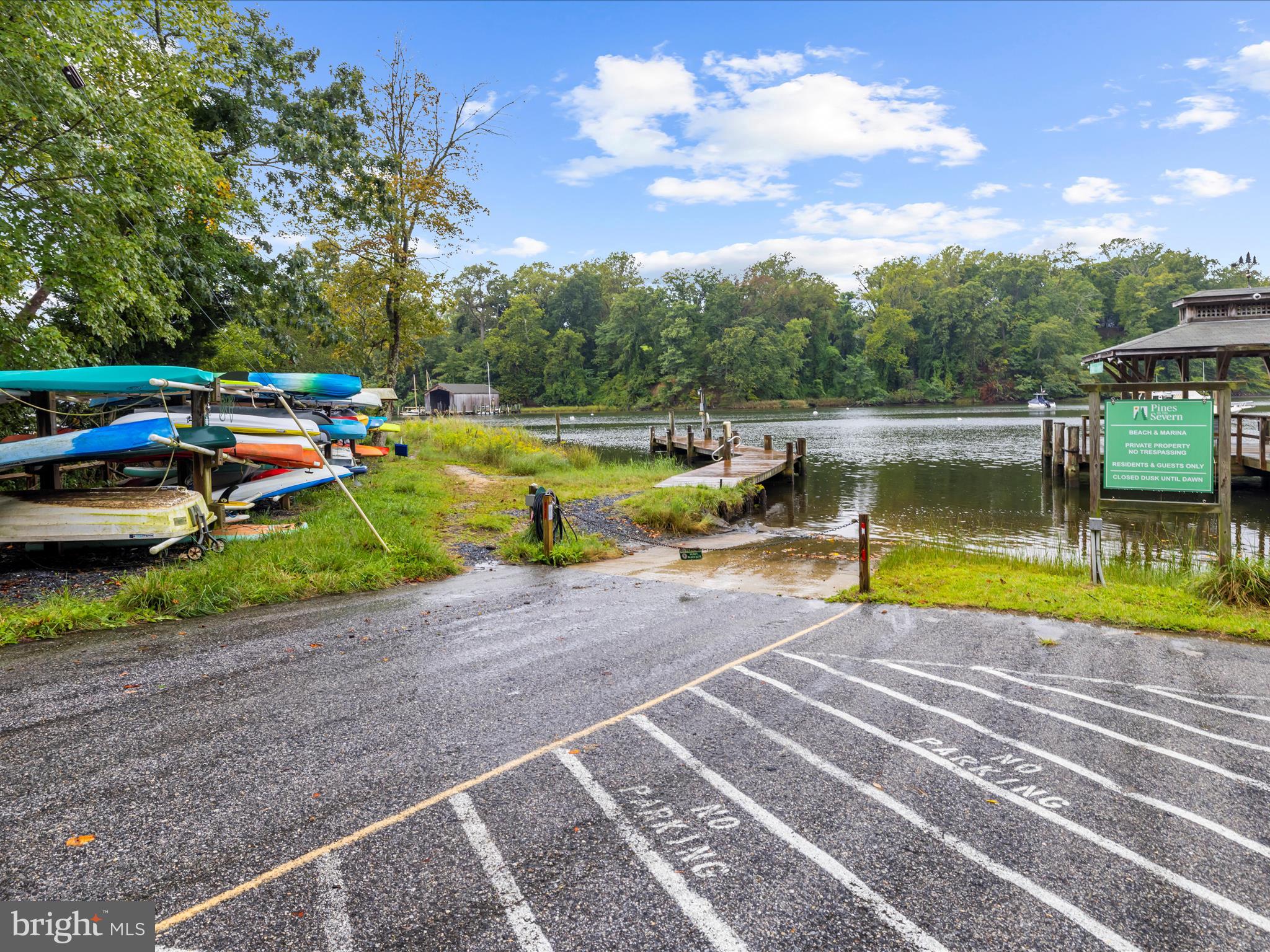 HIDDEN HILLS - Residential