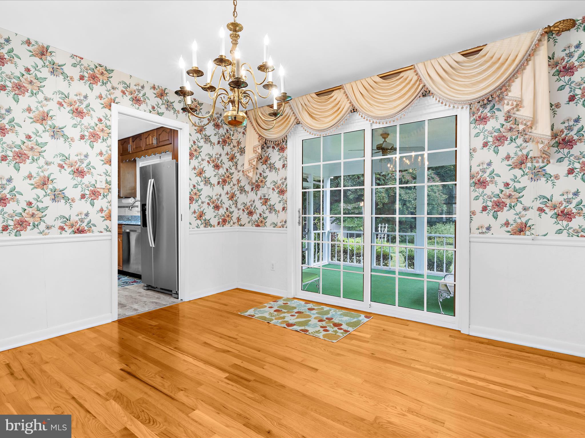 HIDDEN HILLS - Residential