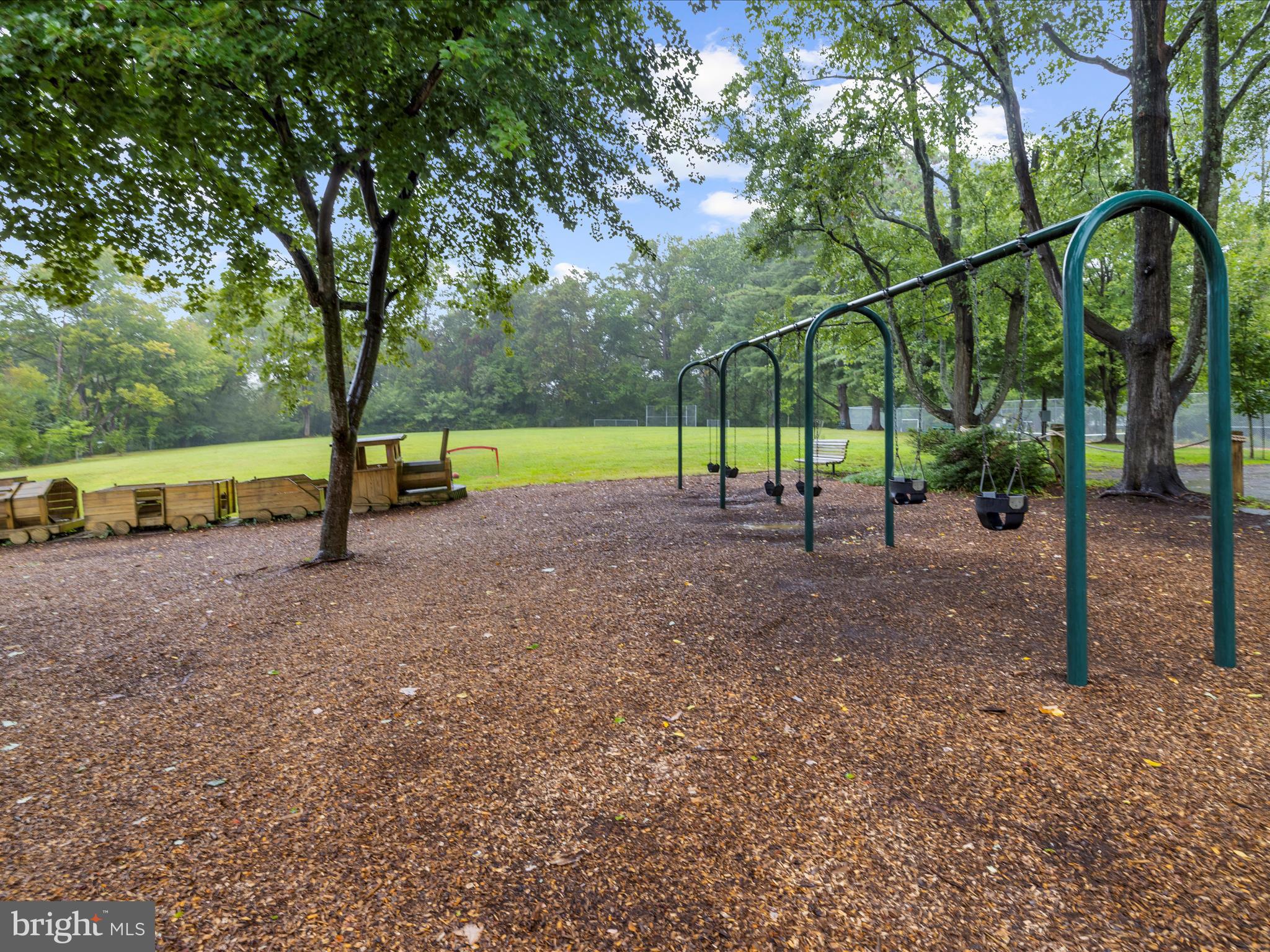 HIDDEN HILLS - Residential