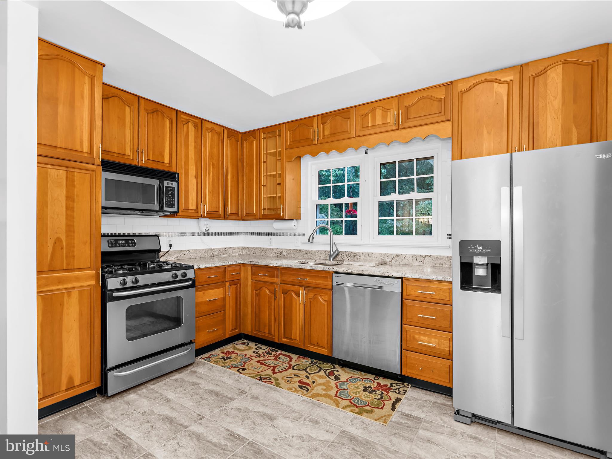 HIDDEN HILLS - Residential