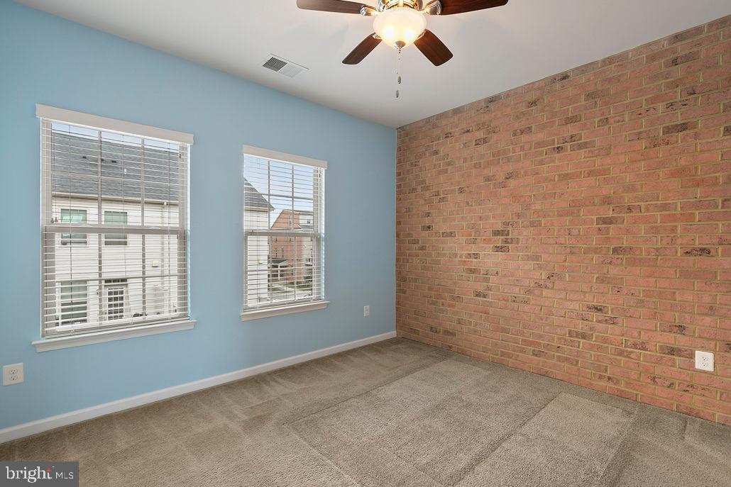 O'DONNELL SQUARE - Residential