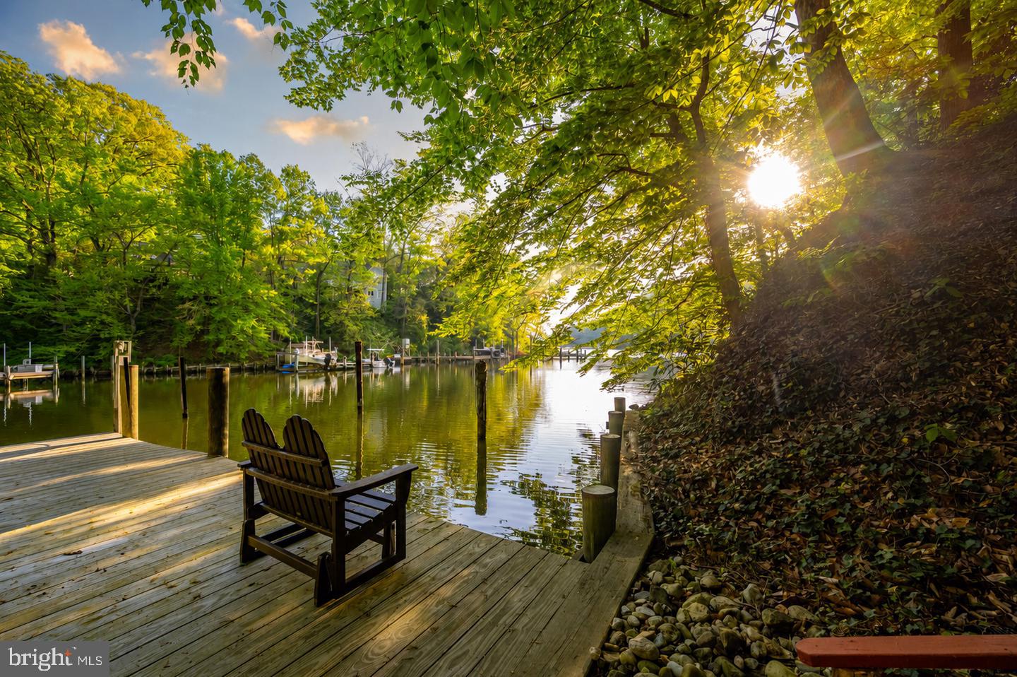 1739 VINEYARD TRAIL
