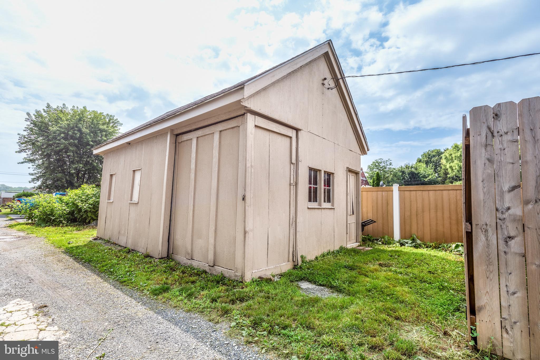 COLUMBIA BOROUGH - Residential