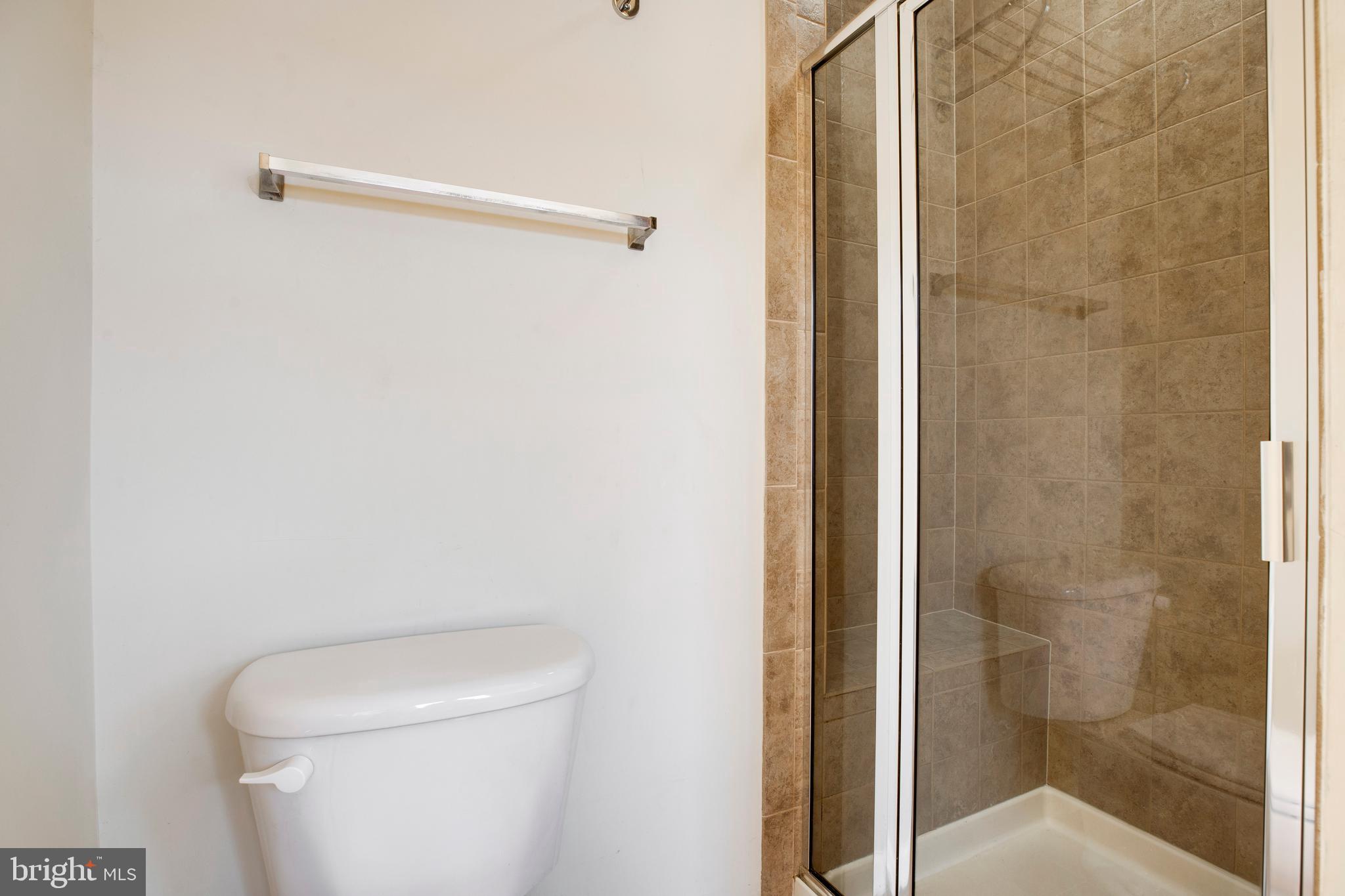 THE TOWNES AT VILLAGE PLACE - Residential