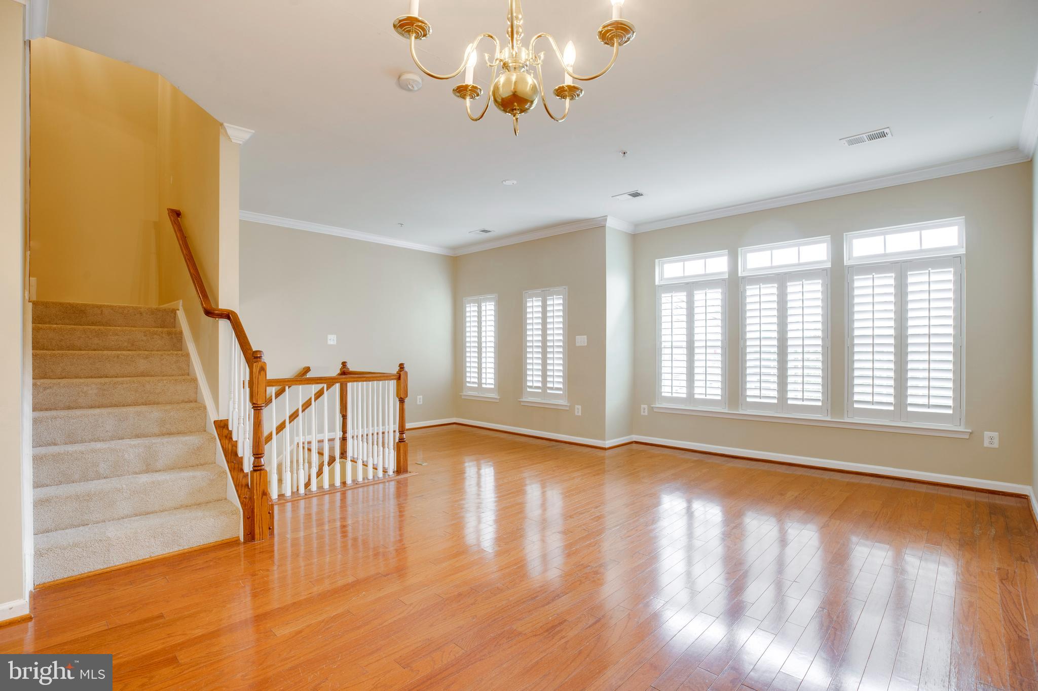 THE TOWNES AT VILLAGE PLACE - Residential