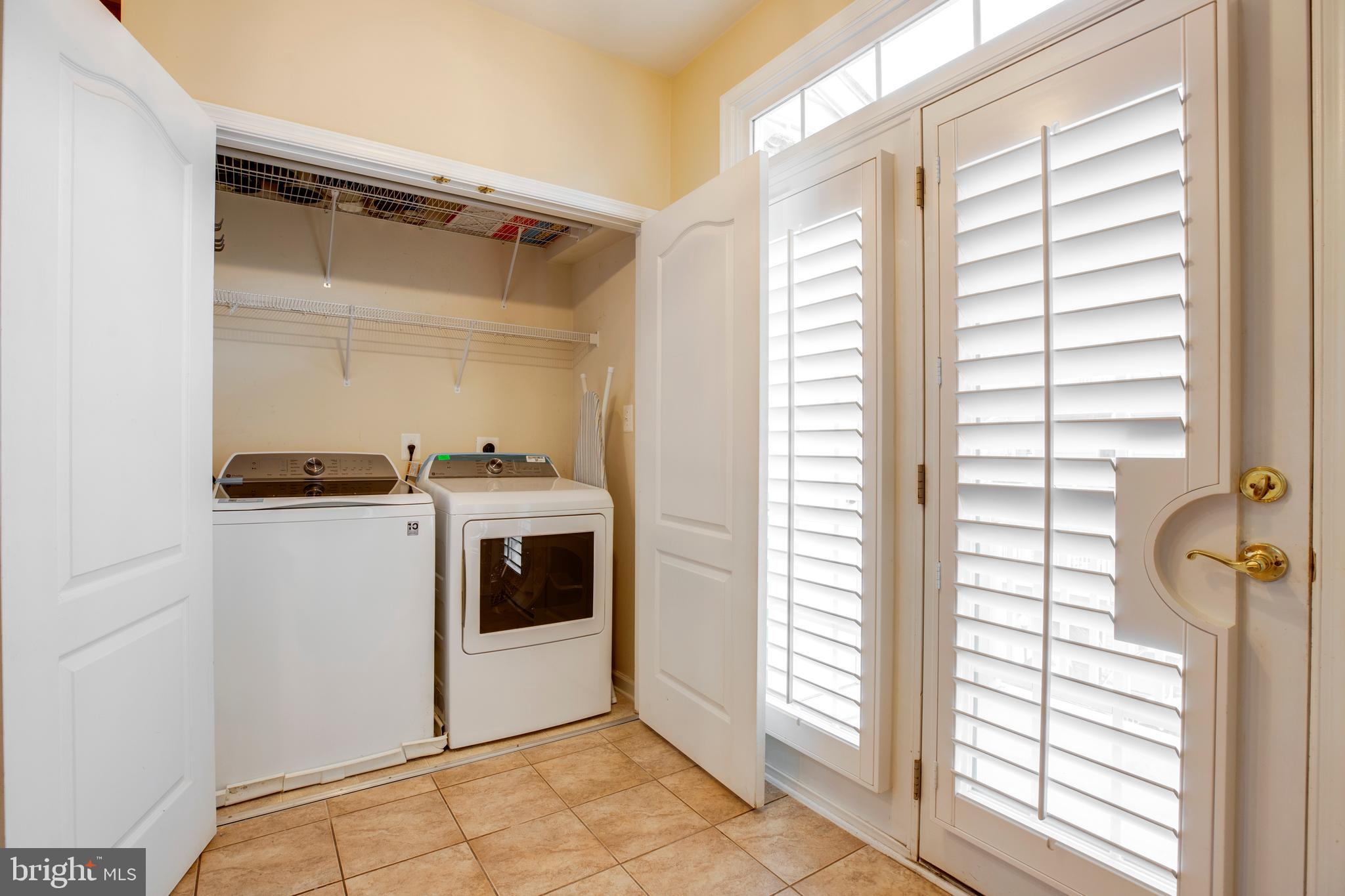 THE TOWNES AT VILLAGE PLACE - Residential