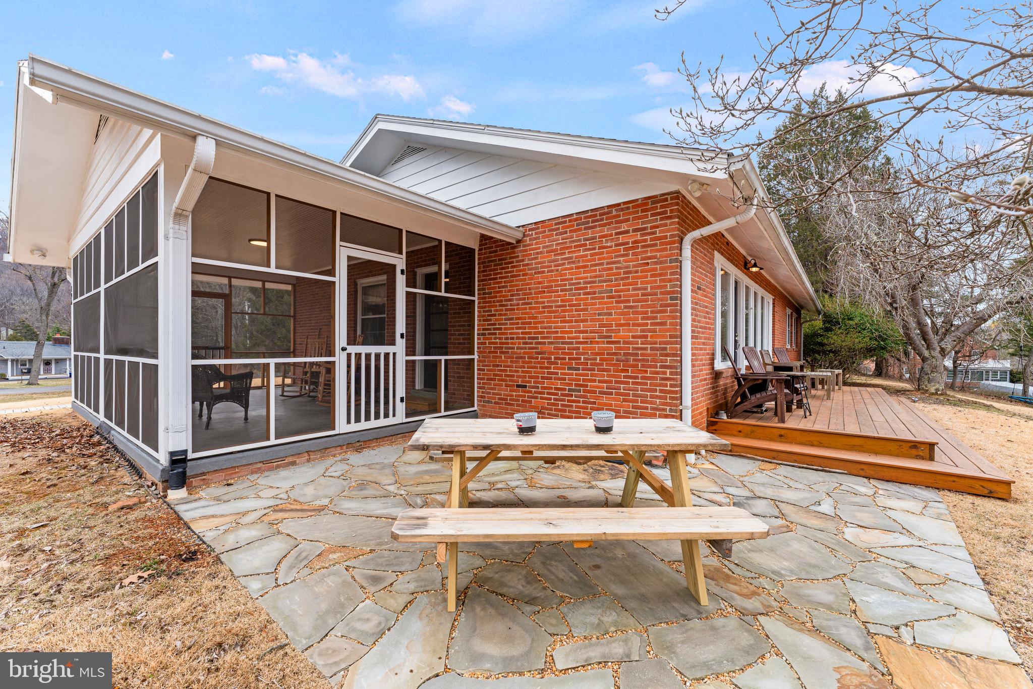 BELMONT - Residential